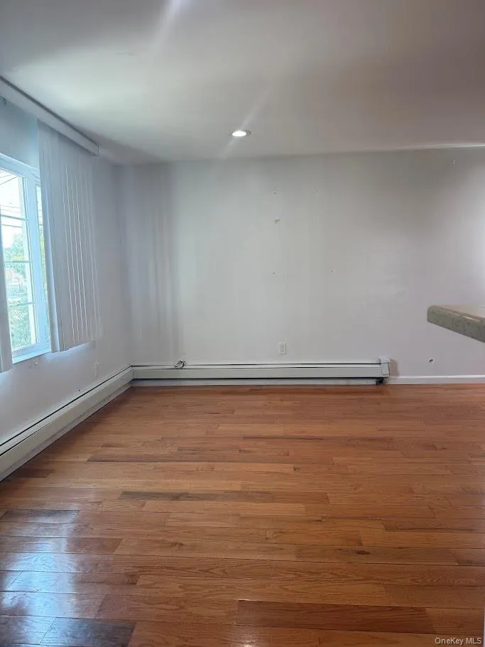 241-11 149th Avenue, New York, NY, 3 Bedrooms Bedrooms, 5 Rooms Rooms,2 BathroomsBathrooms,Residential Lease,For Rent,149th,0,1000190 241-11 149th Avenue, New York, NY, 3 Bedrooms Bedrooms, 5 Rooms Rooms,2 BathroomsBathrooms,Residential Lease,For Rent,149th,0,1000190