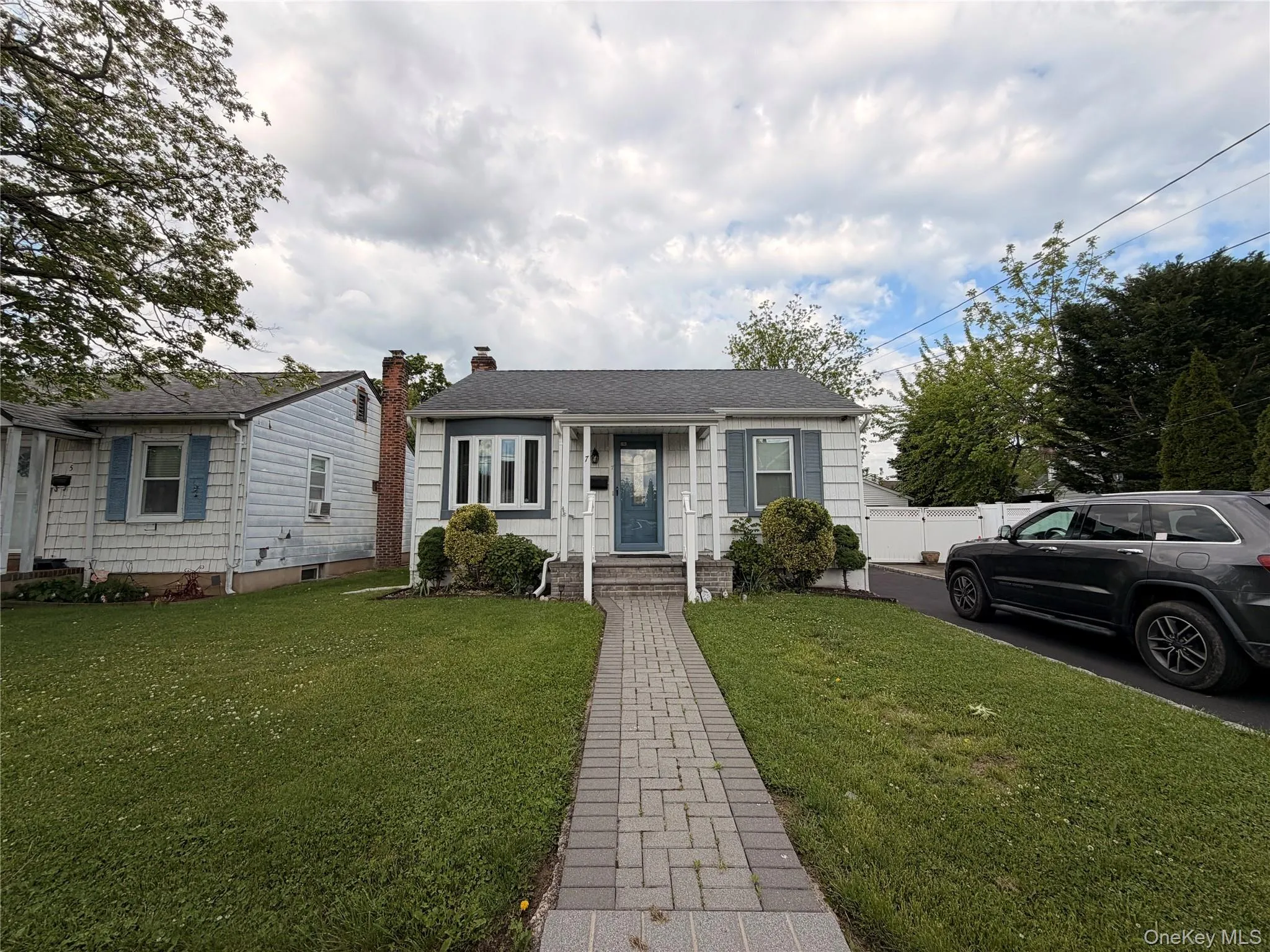7 Foran Place, Oyster Bay, NY, 2 Bedrooms Bedrooms, 5 Rooms Rooms,1 BathroomBathrooms,Residential Lease,For Rent,Foran,0,1000191 7 Foran Place, Oyster Bay, NY, 2 Bedrooms Bedrooms, 5 Rooms Rooms,1 BathroomBathrooms,Residential Lease,For Rent,Foran,0,1000191