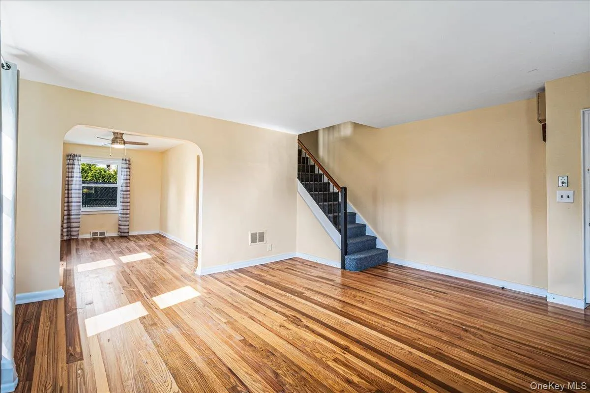 169-01 22nd Avenue, New York, NY, 3 Bedrooms Bedrooms, 6 Rooms Rooms,1 BathroomBathrooms,Residential,For Rent,22nd,0,1000193 169-01 22nd Avenue, New York, NY, 3 Bedrooms Bedrooms, 6 Rooms Rooms,1 BathroomBathrooms,Residential,For Rent,22nd,0,1000193