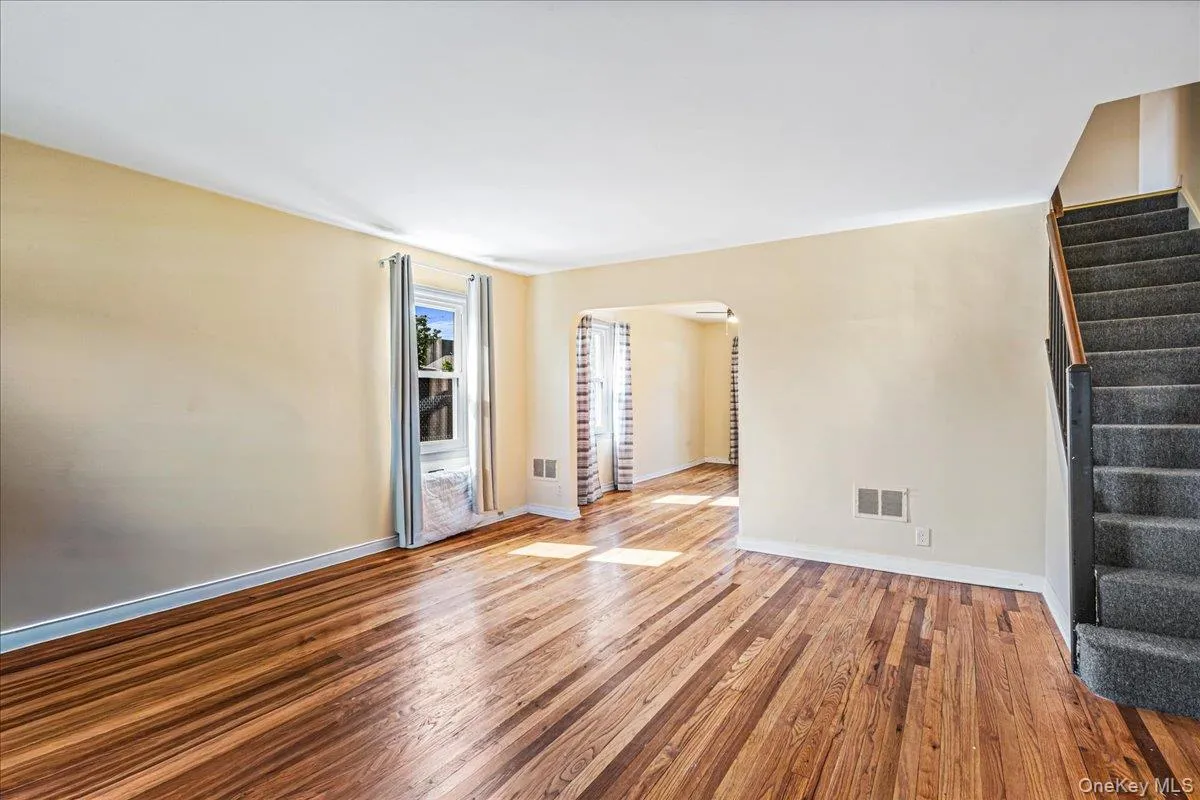 169-01 22nd Avenue, New York, NY, 3 Bedrooms Bedrooms, 6 Rooms Rooms,1 BathroomBathrooms,Residential,For Rent,22nd,0,1000193 169-01 22nd Avenue, New York, NY, 3 Bedrooms Bedrooms, 6 Rooms Rooms,1 BathroomBathrooms,Residential,For Rent,22nd,0,1000193