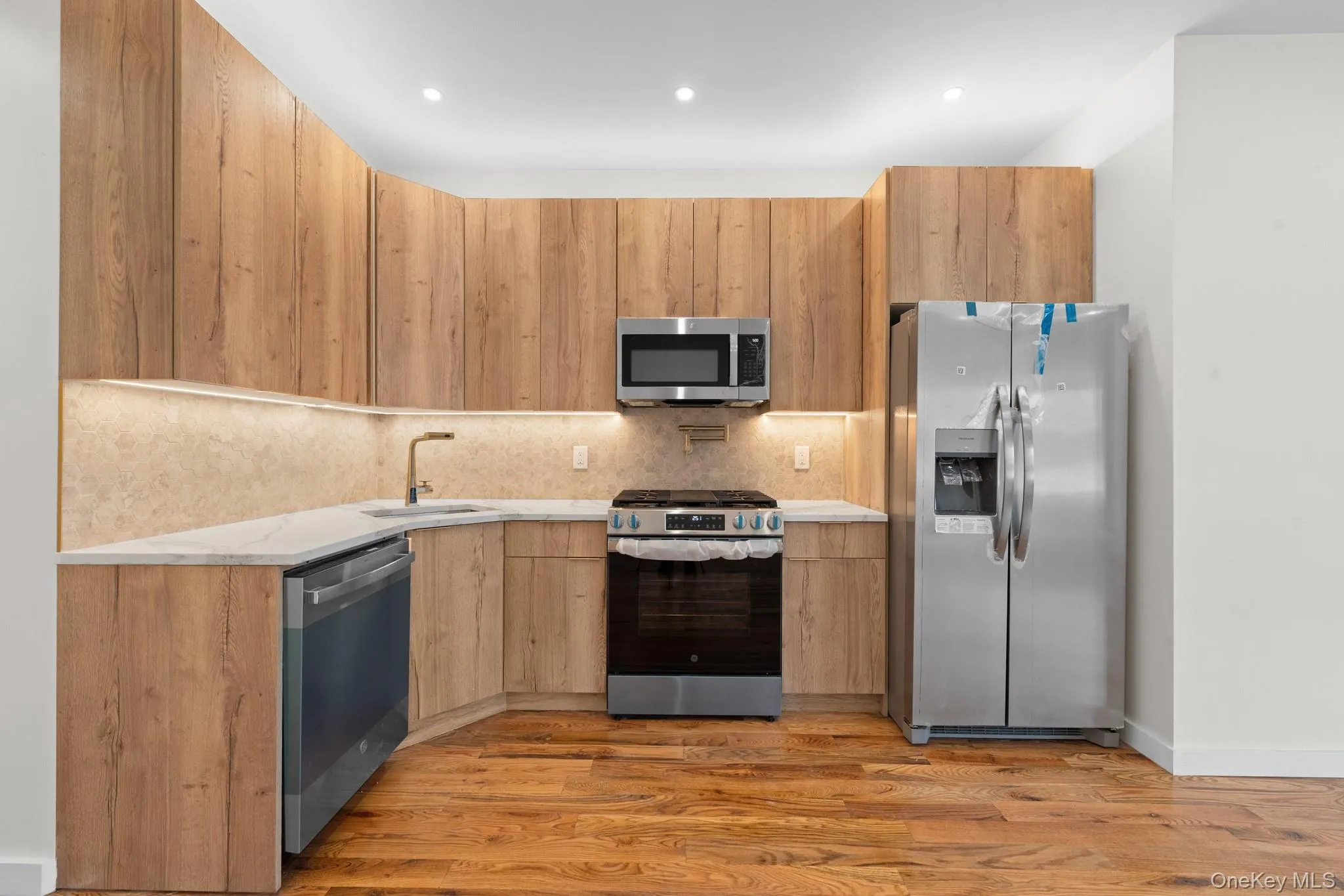 112-18 159th Street, New York, NY, 5 Bedrooms Bedrooms, 12 Rooms Rooms,2 BathroomsBathrooms,Residential,For Rent,159th,0,1000196 112-18 159th Street, New York, NY, 5 Bedrooms Bedrooms, 12 Rooms Rooms,2 BathroomsBathrooms,Residential,For Rent,159th,0,1000196