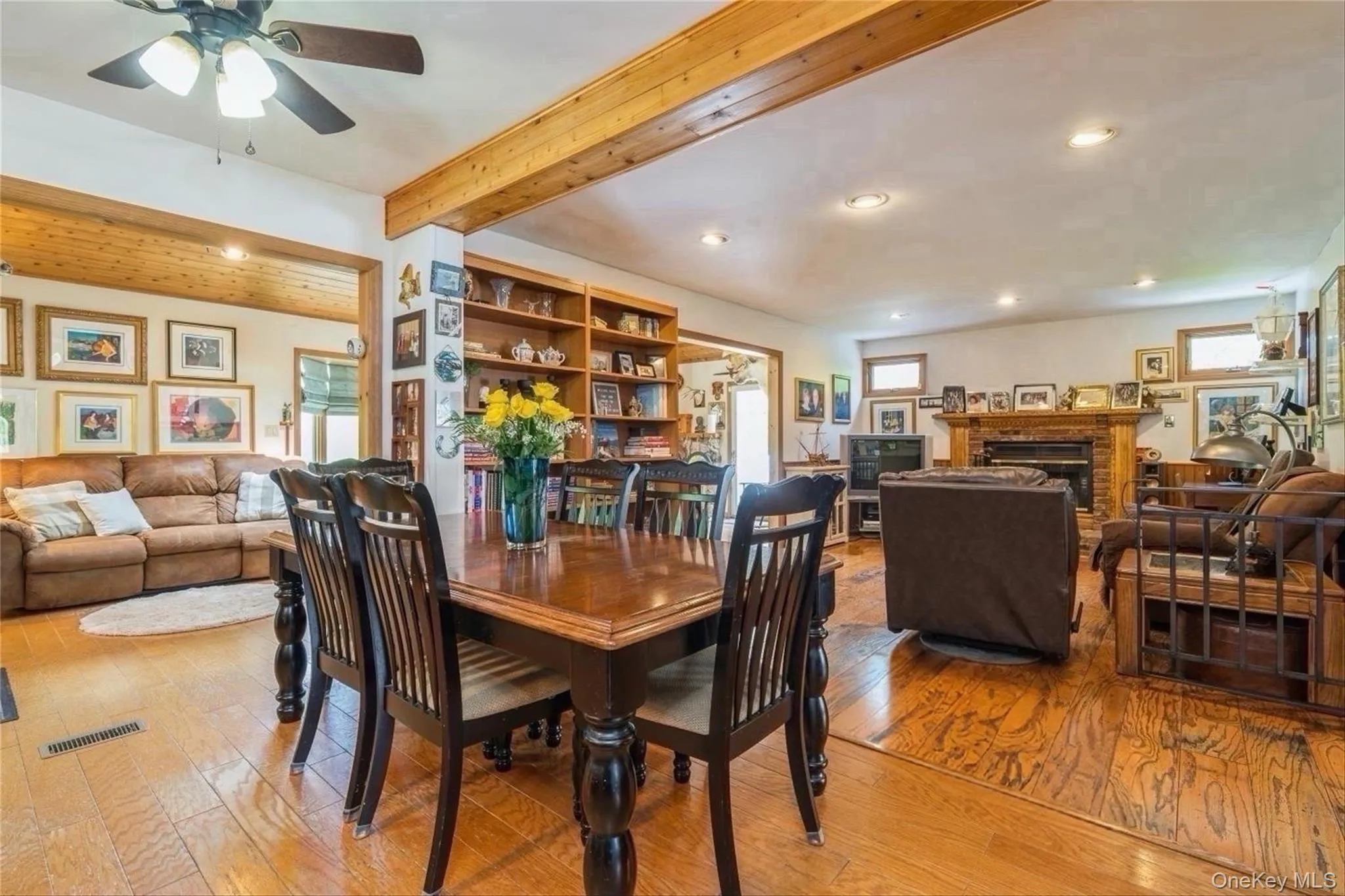 4 Distillery Glen, Warwick (town), NY, 4 Bedrooms Bedrooms, 9 Rooms Rooms,2 BathroomsBathrooms,Residential,For Rent,Distillery,0,1000203 4 Distillery Glen, Warwick (town), NY, 4 Bedrooms Bedrooms, 9 Rooms Rooms,2 BathroomsBathrooms,Residential,For Rent,Distillery,0,1000203