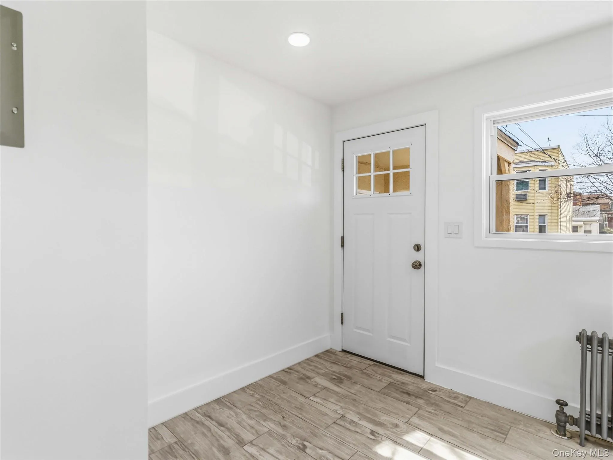 21-52 48th Street, New York, NY, 2 Bedrooms Bedrooms, 5 Rooms Rooms,1 BathroomBathrooms,Residential,For Rent,48th,0,1000215 21-52 48th Street, New York, NY, 2 Bedrooms Bedrooms, 5 Rooms Rooms,1 BathroomBathrooms,Residential,For Rent,48th,0,1000215