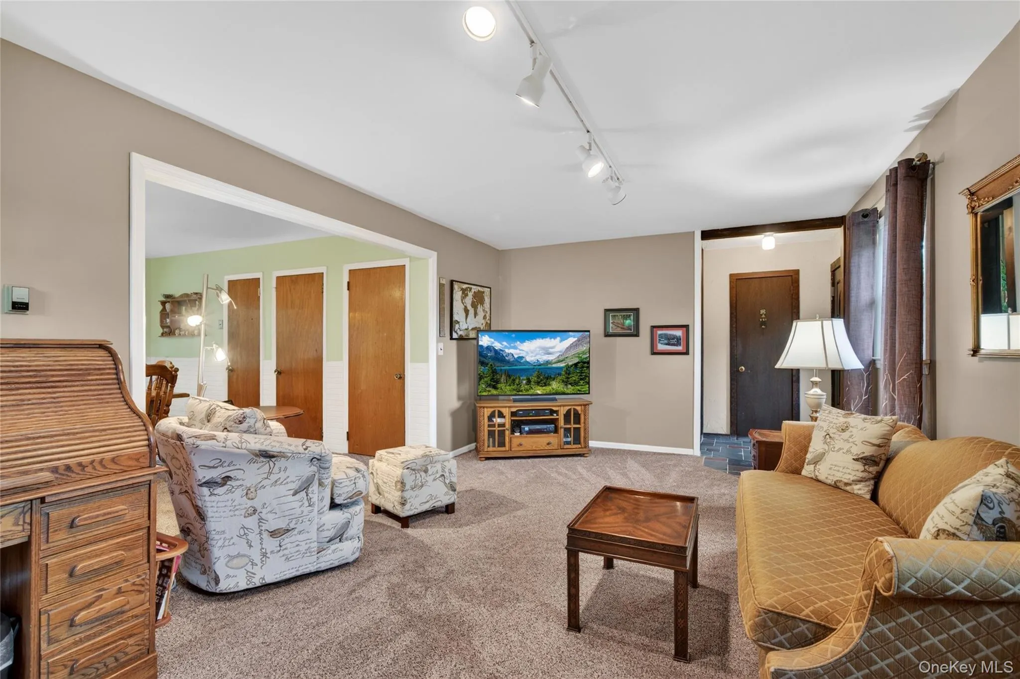 364 Lake Shore Drive, Monroe, NY, 3 Bedrooms Bedrooms, 9 Rooms Rooms,1 BathroomBathrooms,Residential,For Rent,Lake Shore,0,1000224 364 Lake Shore Drive, Monroe, NY, 3 Bedrooms Bedrooms, 9 Rooms Rooms,1 BathroomBathrooms,Residential,For Rent,Lake Shore,0,1000224