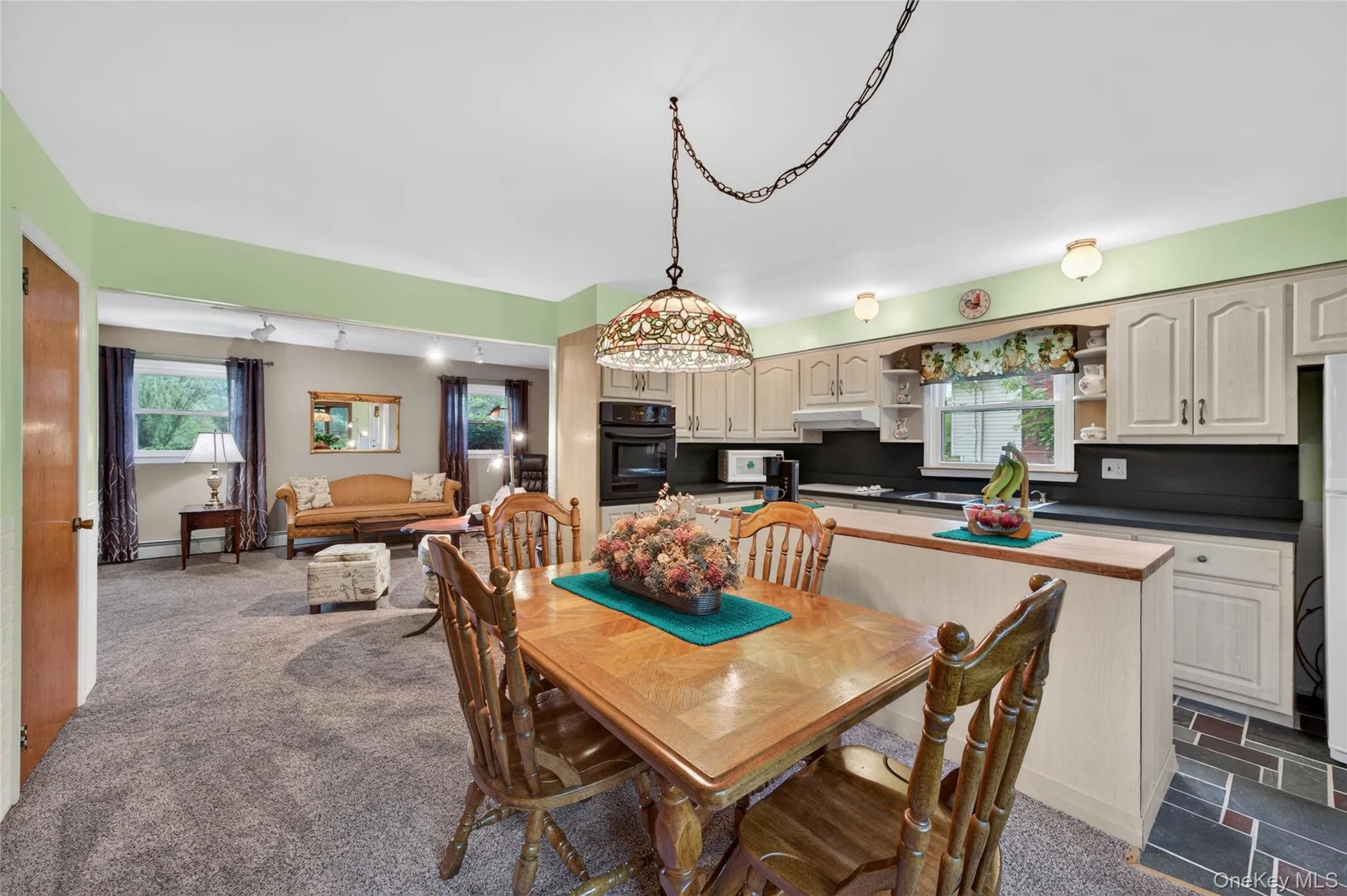 364 Lake Shore Drive, Monroe, NY, 3 Bedrooms Bedrooms, 9 Rooms Rooms,1 BathroomBathrooms,Residential,For Rent,Lake Shore,0,1000224 364 Lake Shore Drive, Monroe, NY, 3 Bedrooms Bedrooms, 9 Rooms Rooms,1 BathroomBathrooms,Residential,For Rent,Lake Shore,0,1000224