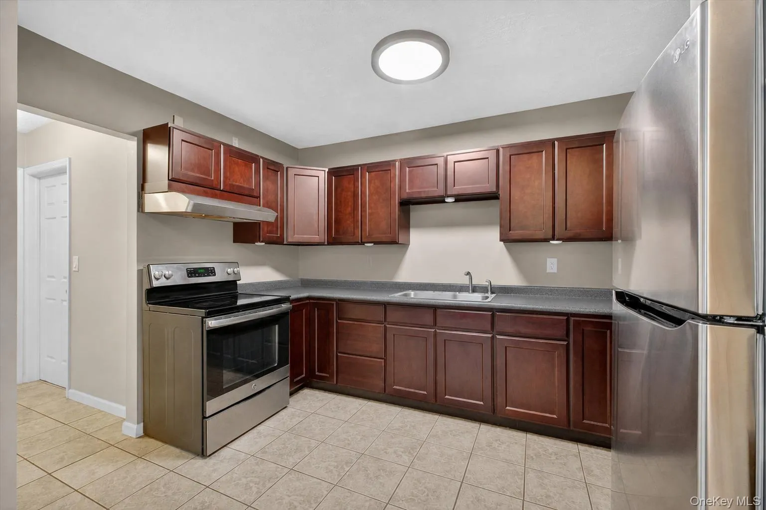 Kitchen counters virtually decluttered for presentation purposes Kitchen counters virtually decluttered for presentation purposes