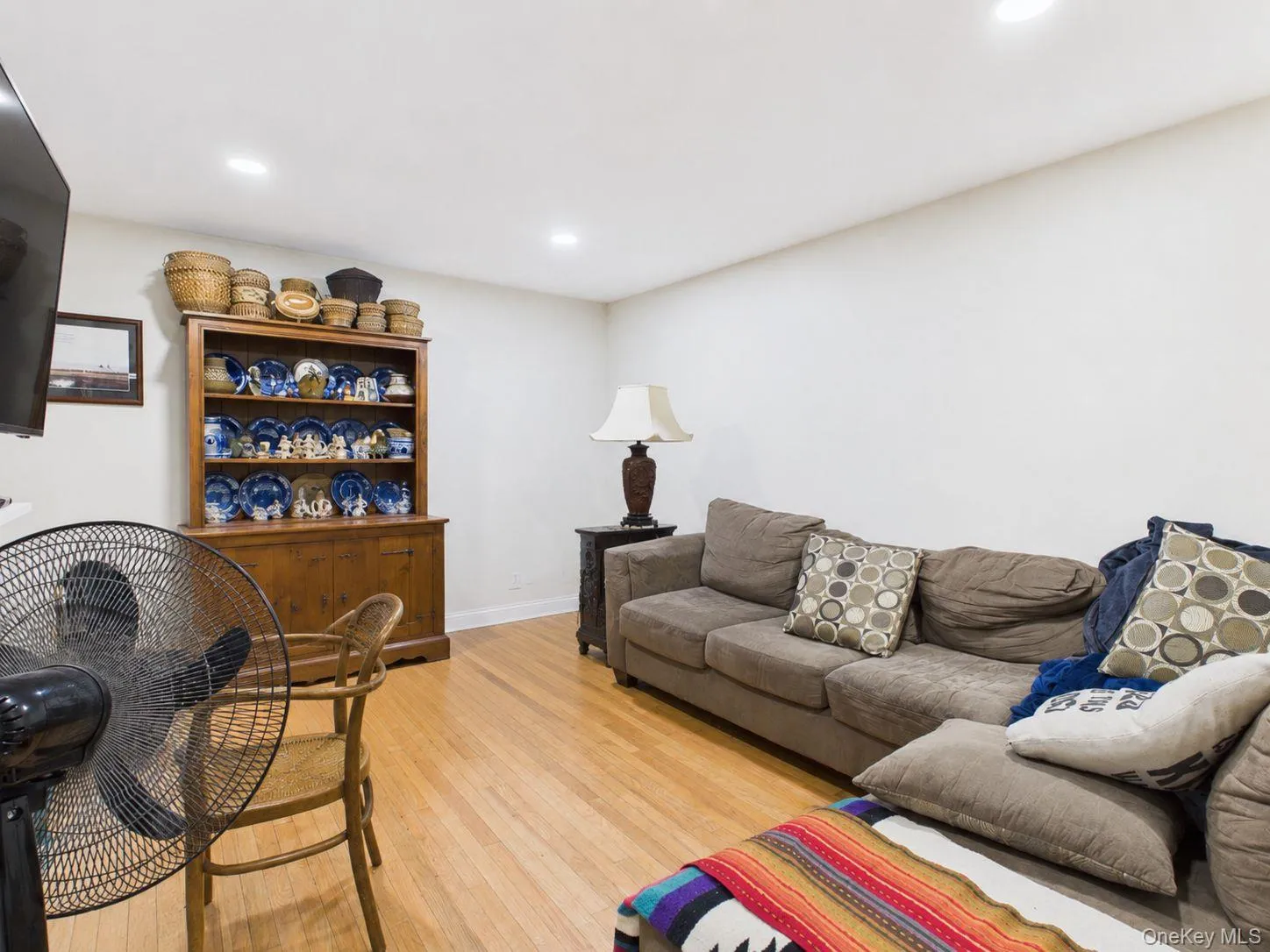 6 Snowbird Lane, Hempstead, NY, 6 Bedrooms Bedrooms, 9 Rooms Rooms,2 BathroomsBathrooms,Residential,For Rent,Snowbird,0,1000234 6 Snowbird Lane, Hempstead, NY, 6 Bedrooms Bedrooms, 9 Rooms Rooms,2 BathroomsBathrooms,Residential,For Rent,Snowbird,0,1000234