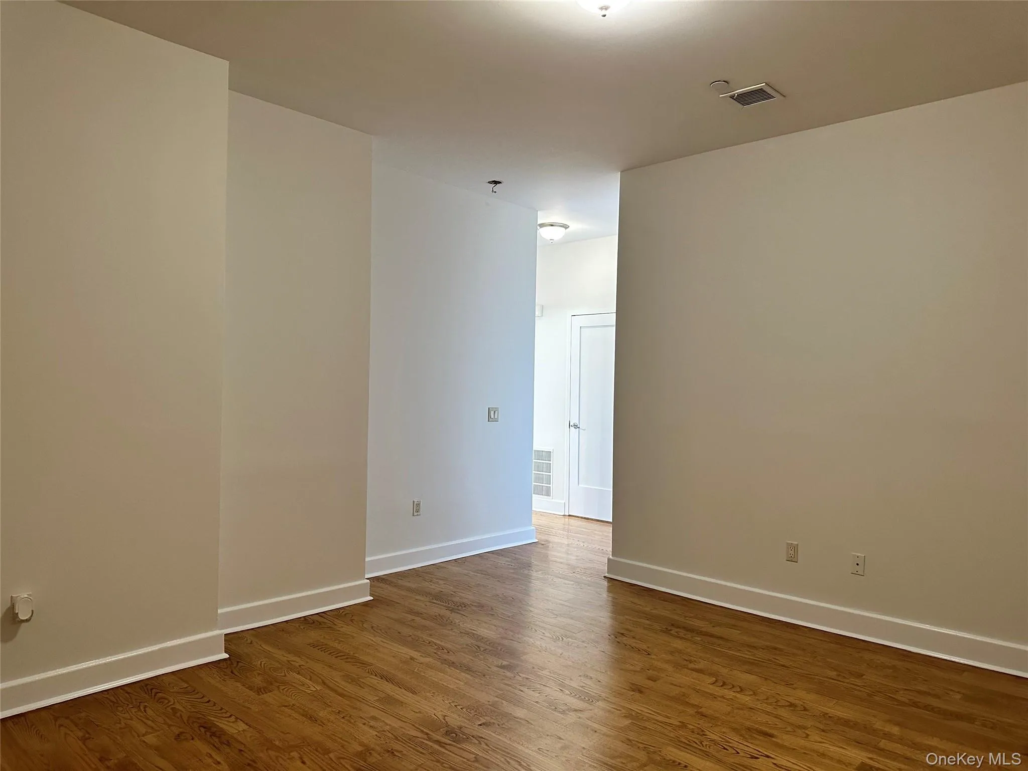 90 Bay Street Landing, New York, NY, 3 Rooms Rooms,1 BathroomBathrooms,Residential Lease,For Rent,Bay Street Landing,0,1000236 90 Bay Street Landing, New York, NY, 3 Rooms Rooms,1 BathroomBathrooms,Residential Lease,For Rent,Bay Street Landing,0,1000236