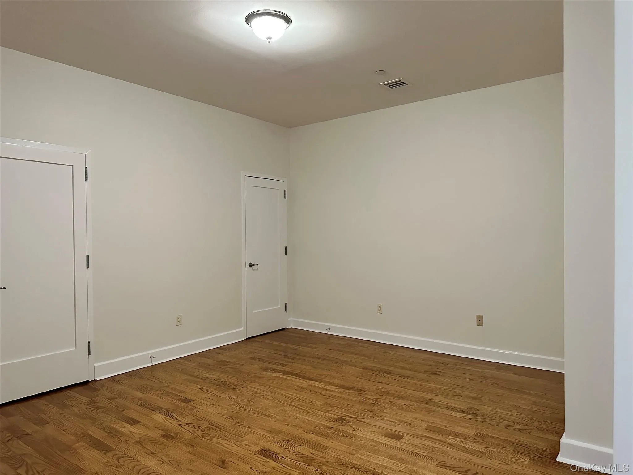 90 Bay Street Landing, New York, NY, 3 Rooms Rooms,1 BathroomBathrooms,Residential Lease,For Rent,Bay Street Landing,0,1000236 90 Bay Street Landing, New York, NY, 3 Rooms Rooms,1 BathroomBathrooms,Residential Lease,For Rent,Bay Street Landing,0,1000236