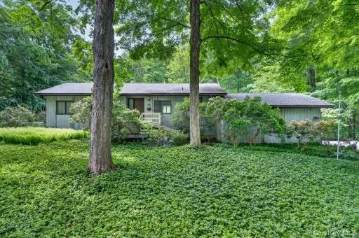 360 Hawley Road, North Salem, NY, 4 Bedrooms Bedrooms, 8 Rooms Rooms,3 BathroomsBathrooms,Residential,For Rent,Hawley,0,1000239 360 Hawley Road, North Salem, NY, 4 Bedrooms Bedrooms, 8 Rooms Rooms,3 BathroomsBathrooms,Residential,For Rent,Hawley,0,1000239