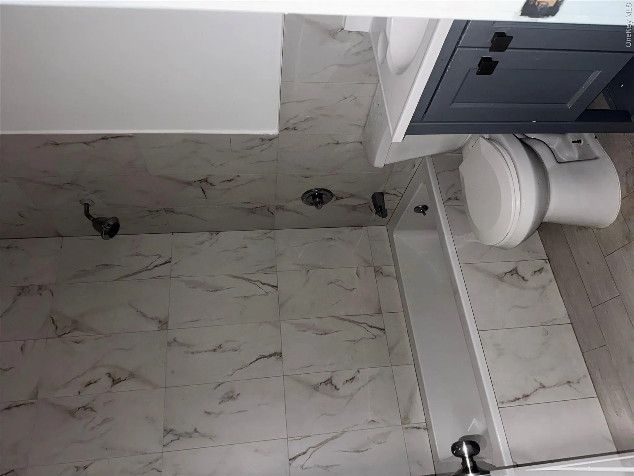 Bathroom Bathroom