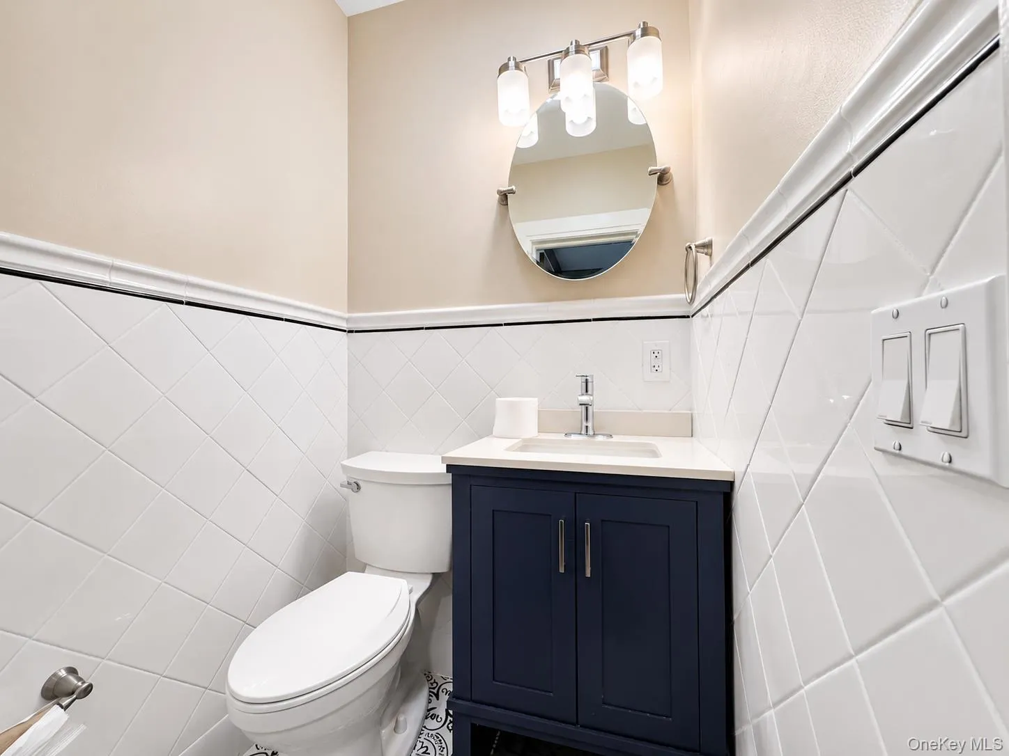 1 Edgehill Road, Glen Cove, NY, 4 Bedrooms Bedrooms, 8 Rooms Rooms,4 BathroomsBathrooms,Residential Lease,For Rent,Edgehill,0,1000244 1 Edgehill Road, Glen Cove, NY, 4 Bedrooms Bedrooms, 8 Rooms Rooms,4 BathroomsBathrooms,Residential Lease,For Rent,Edgehill,0,1000244