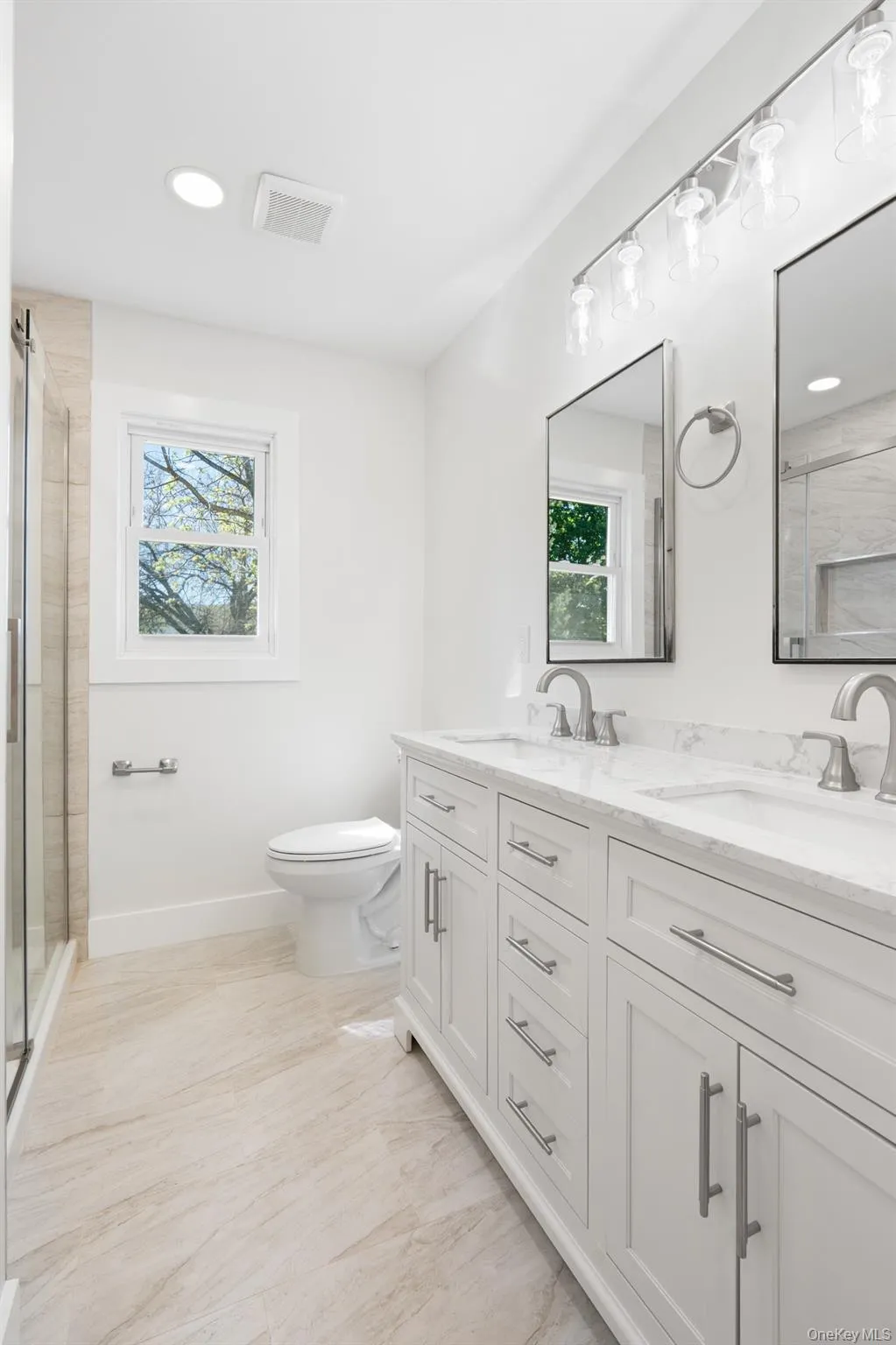 18 Highland Avenue, Warwick (town), NY, 4 Bedrooms Bedrooms, 8 Rooms Rooms,2 BathroomsBathrooms,Residential Sale,For Rent,Highland,0,1000256 18 Highland Avenue, Warwick (town), NY, 4 Bedrooms Bedrooms, 8 Rooms Rooms,2 BathroomsBathrooms,Residential Sale,For Rent,Highland,0,1000256