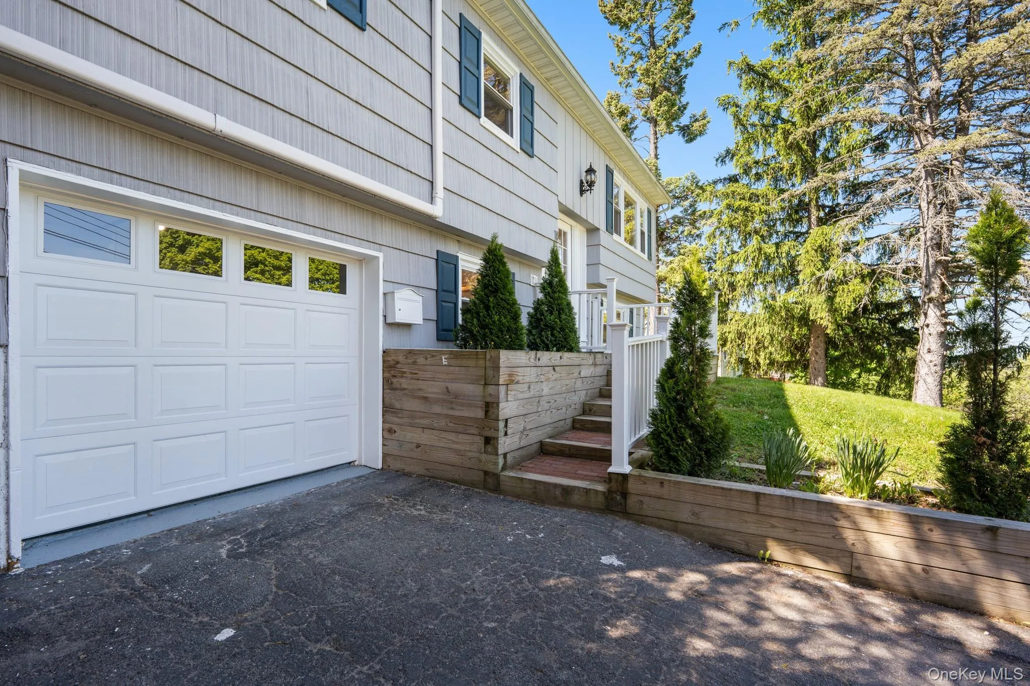 18 Highland Avenue, Warwick (town), NY, 4 Bedrooms Bedrooms, 8 Rooms Rooms,2 BathroomsBathrooms,Residential Sale,For Rent,Highland,0,1000256 18 Highland Avenue, Warwick (town), NY, 4 Bedrooms Bedrooms, 8 Rooms Rooms,2 BathroomsBathrooms,Residential Sale,For Rent,Highland,0,1000256