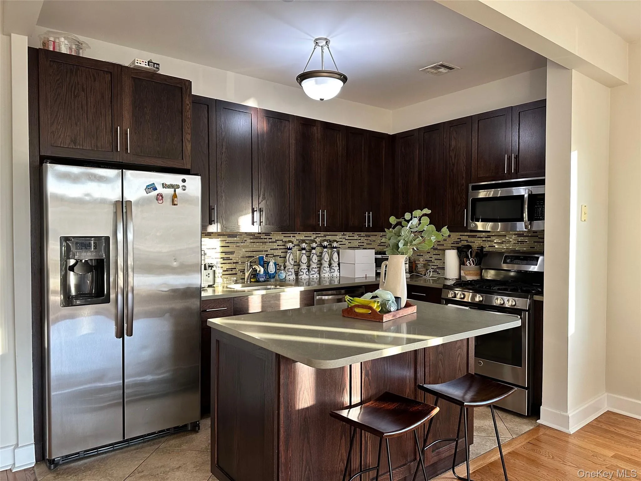90 Bay Street Landing, New York, NY, 2 Bedrooms Bedrooms, 5 Rooms Rooms,2 BathroomsBathrooms,Residential Sale,For Rent,Bay Street Landing,0,1000258 90 Bay Street Landing, New York, NY, 2 Bedrooms Bedrooms, 5 Rooms Rooms,2 BathroomsBathrooms,Residential Sale,For Rent,Bay Street Landing,0,1000258