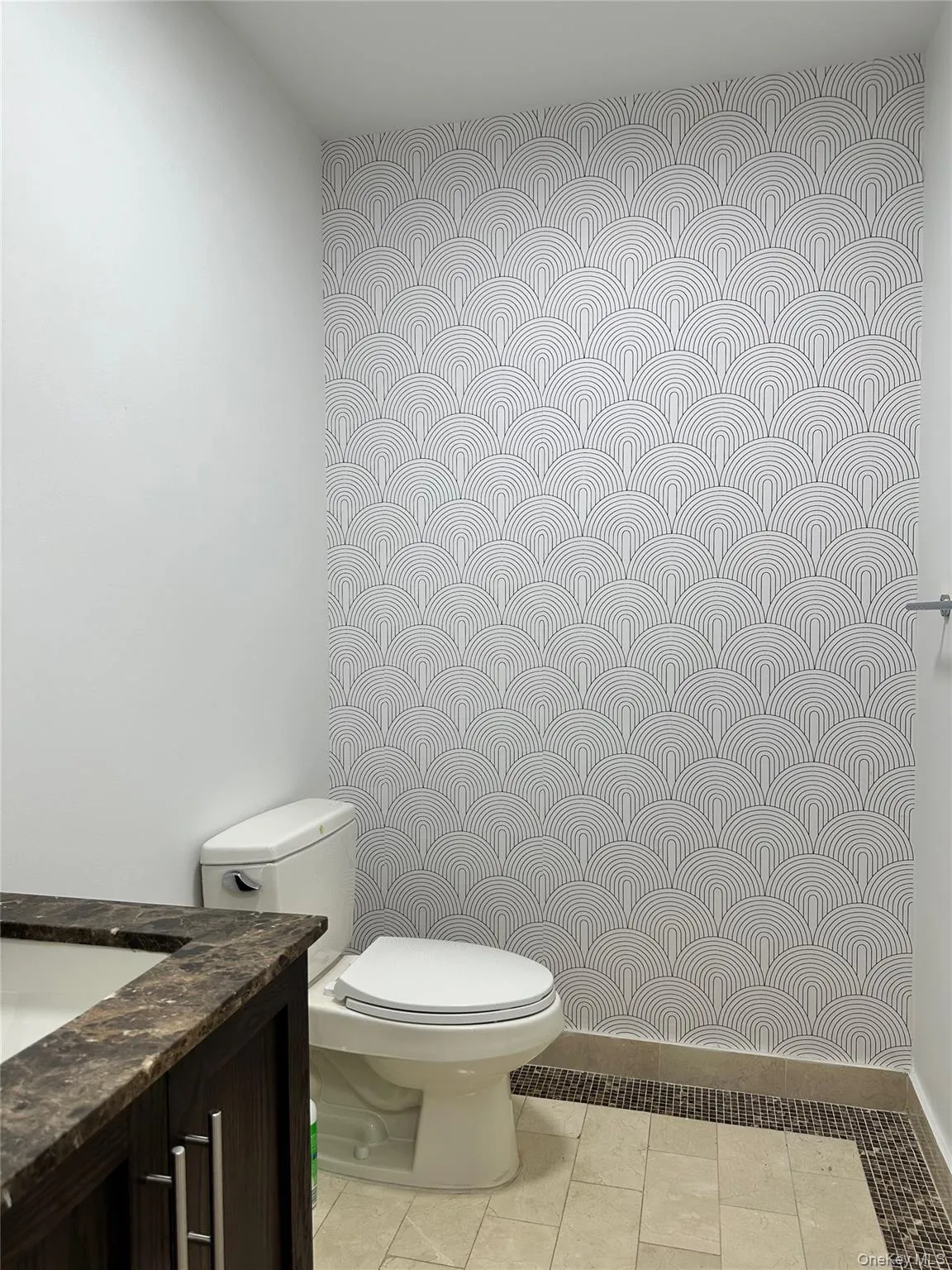 Powder room Powder room