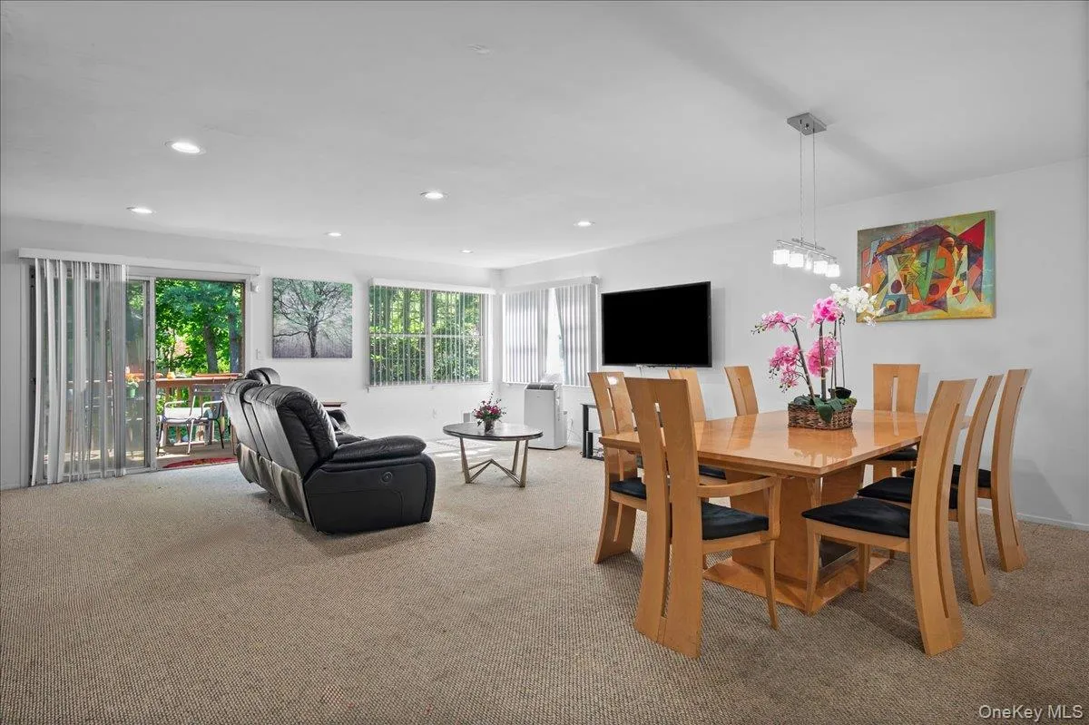 459 Hopi Court, Ramapo, NY, 3 Bedrooms Bedrooms, 8 Rooms Rooms,2 BathroomsBathrooms,Residential,For Rent,Hopi,0,1000267 459 Hopi Court, Ramapo, NY, 3 Bedrooms Bedrooms, 8 Rooms Rooms,2 BathroomsBathrooms,Residential,For Rent,Hopi,0,1000267