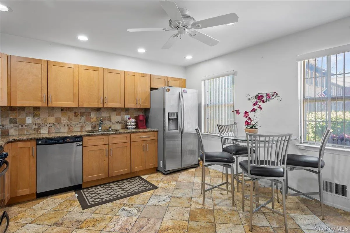 459 Hopi Court, Ramapo, NY, 3 Bedrooms Bedrooms, 8 Rooms Rooms,2 BathroomsBathrooms,Residential,For Rent,Hopi,0,1000267 459 Hopi Court, Ramapo, NY, 3 Bedrooms Bedrooms, 8 Rooms Rooms,2 BathroomsBathrooms,Residential,For Rent,Hopi,0,1000267