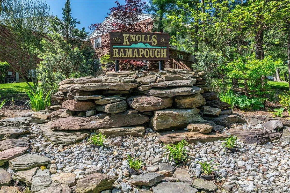 459 Hopi Court, Ramapo, NY, 3 Bedrooms Bedrooms, 8 Rooms Rooms,2 BathroomsBathrooms,Residential,For Rent,Hopi,0,1000267 459 Hopi Court, Ramapo, NY, 3 Bedrooms Bedrooms, 8 Rooms Rooms,2 BathroomsBathrooms,Residential,For Rent,Hopi,0,1000267