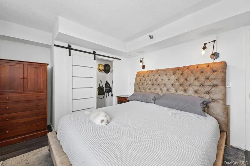 4-74 48th Avenue, New York, NY, 1 Bedroom Bedrooms, 3 Rooms Rooms,1 BathroomBathrooms,Residential,For Rent,48th,0,1000269 4-74 48th Avenue, New York, NY, 1 Bedroom Bedrooms, 3 Rooms Rooms,1 BathroomBathrooms,Residential,For Rent,48th,0,1000269