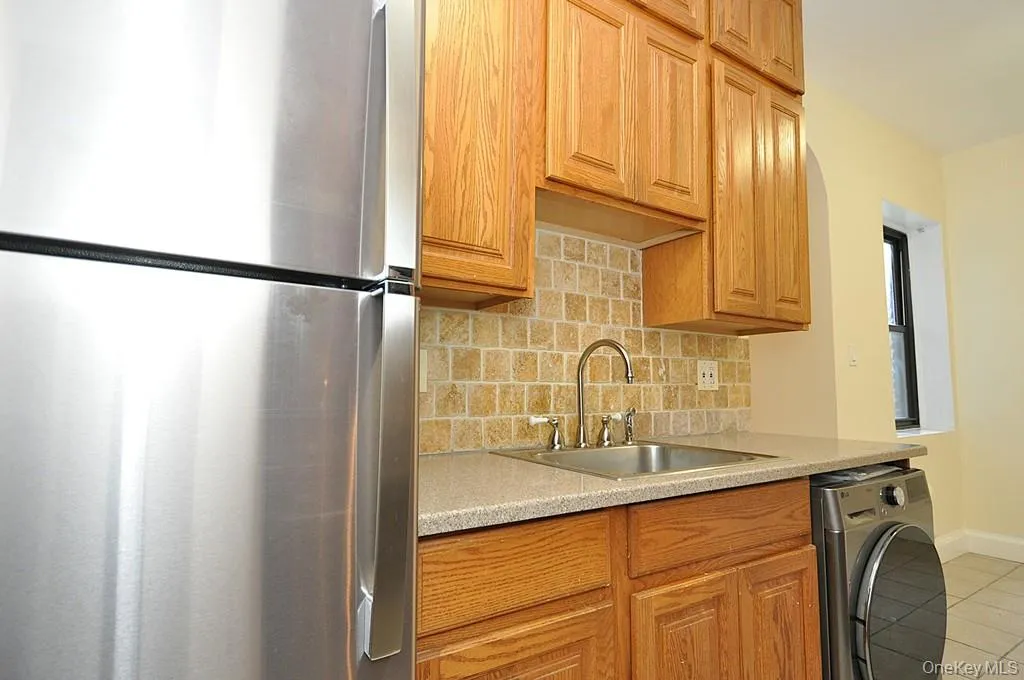 120 Stonelea Place, New Rochelle, NY, 1 Bedroom Bedrooms, 3 Rooms Rooms,1 BathroomBathrooms,Residential Lease,For Rent,Stonelea,0,1000272 120 Stonelea Place, New Rochelle, NY, 1 Bedroom Bedrooms, 3 Rooms Rooms,1 BathroomBathrooms,Residential Lease,For Rent,Stonelea,0,1000272