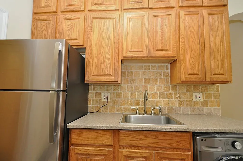 120 Stonelea Place, New Rochelle, NY, 1 Bedroom Bedrooms, 3 Rooms Rooms,1 BathroomBathrooms,Residential Lease,For Rent,Stonelea,0,1000272 120 Stonelea Place, New Rochelle, NY, 1 Bedroom Bedrooms, 3 Rooms Rooms,1 BathroomBathrooms,Residential Lease,For Rent,Stonelea,0,1000272