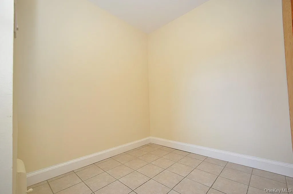 120 Stonelea Place, New Rochelle, NY, 1 Bedroom Bedrooms, 3 Rooms Rooms,1 BathroomBathrooms,Residential Lease,For Rent,Stonelea,0,1000272 120 Stonelea Place, New Rochelle, NY, 1 Bedroom Bedrooms, 3 Rooms Rooms,1 BathroomBathrooms,Residential Lease,For Rent,Stonelea,0,1000272