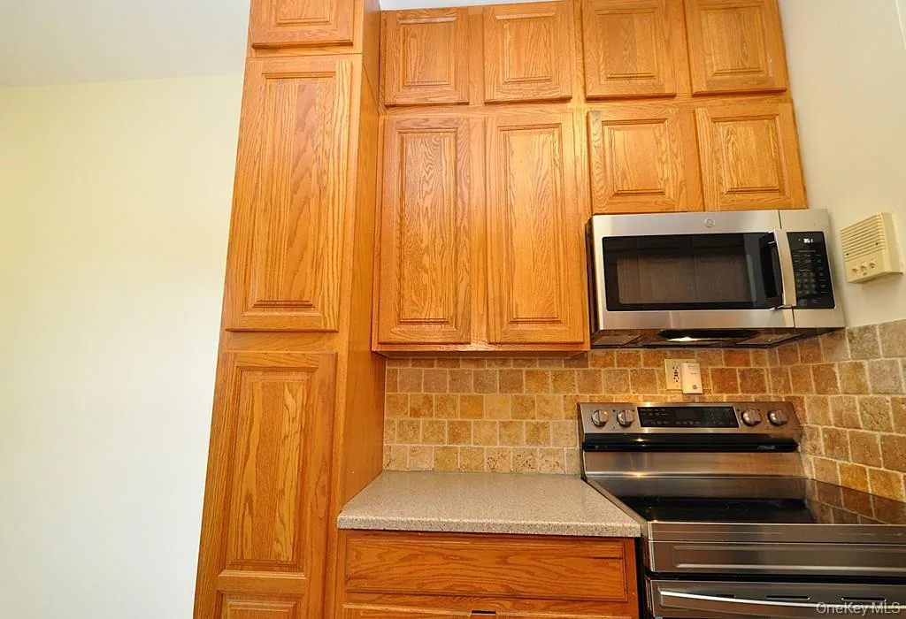 120 Stonelea Place, New Rochelle, NY, 1 Bedroom Bedrooms, 3 Rooms Rooms,1 BathroomBathrooms,Residential Lease,For Rent,Stonelea,0,1000272 120 Stonelea Place, New Rochelle, NY, 1 Bedroom Bedrooms, 3 Rooms Rooms,1 BathroomBathrooms,Residential Lease,For Rent,Stonelea,0,1000272