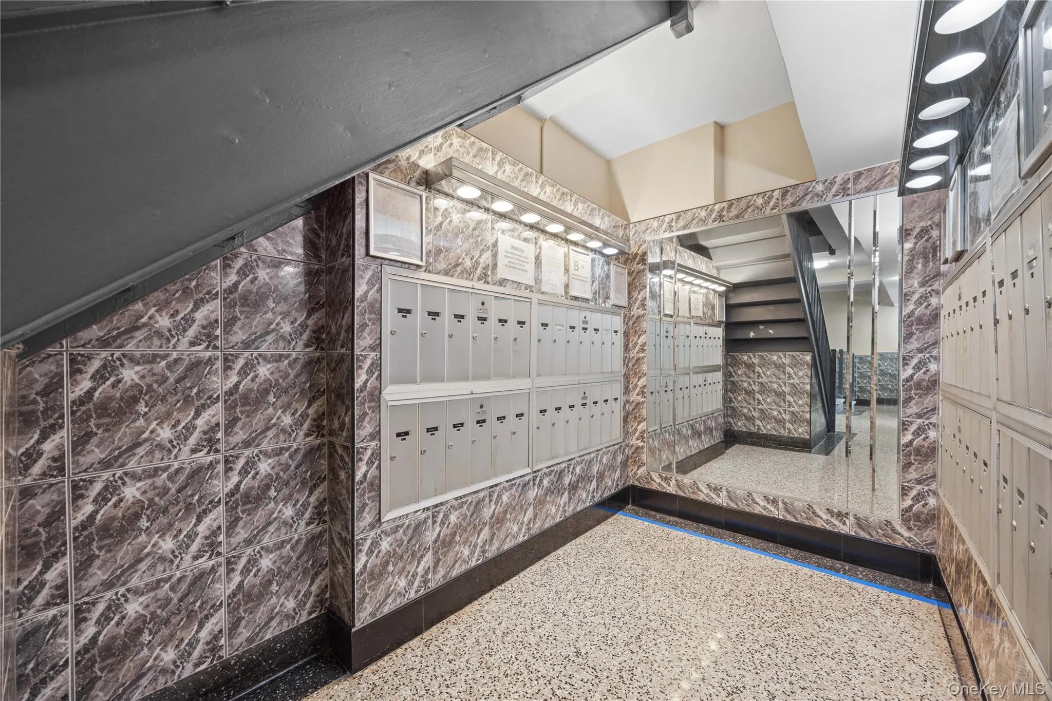 83-20 98 Street, New York, NY, 2 Bedrooms Bedrooms, 4 Rooms Rooms,1 BathroomBathrooms,Residential,For Rent,98,0,1000273 83-20 98 Street, New York, NY, 2 Bedrooms Bedrooms, 4 Rooms Rooms,1 BathroomBathrooms,Residential,For Rent,98,0,1000273
