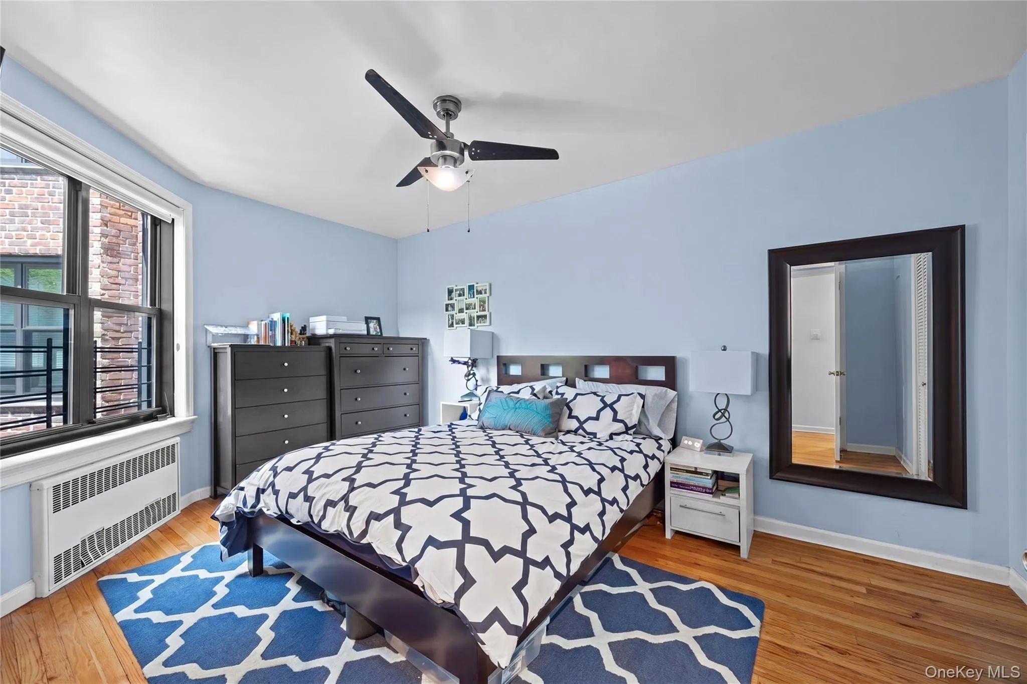 83-20 98 Street, New York, NY, 2 Bedrooms Bedrooms, 4 Rooms Rooms,1 BathroomBathrooms,Residential,For Rent,98,0,1000273 83-20 98 Street, New York, NY, 2 Bedrooms Bedrooms, 4 Rooms Rooms,1 BathroomBathrooms,Residential,For Rent,98,0,1000273