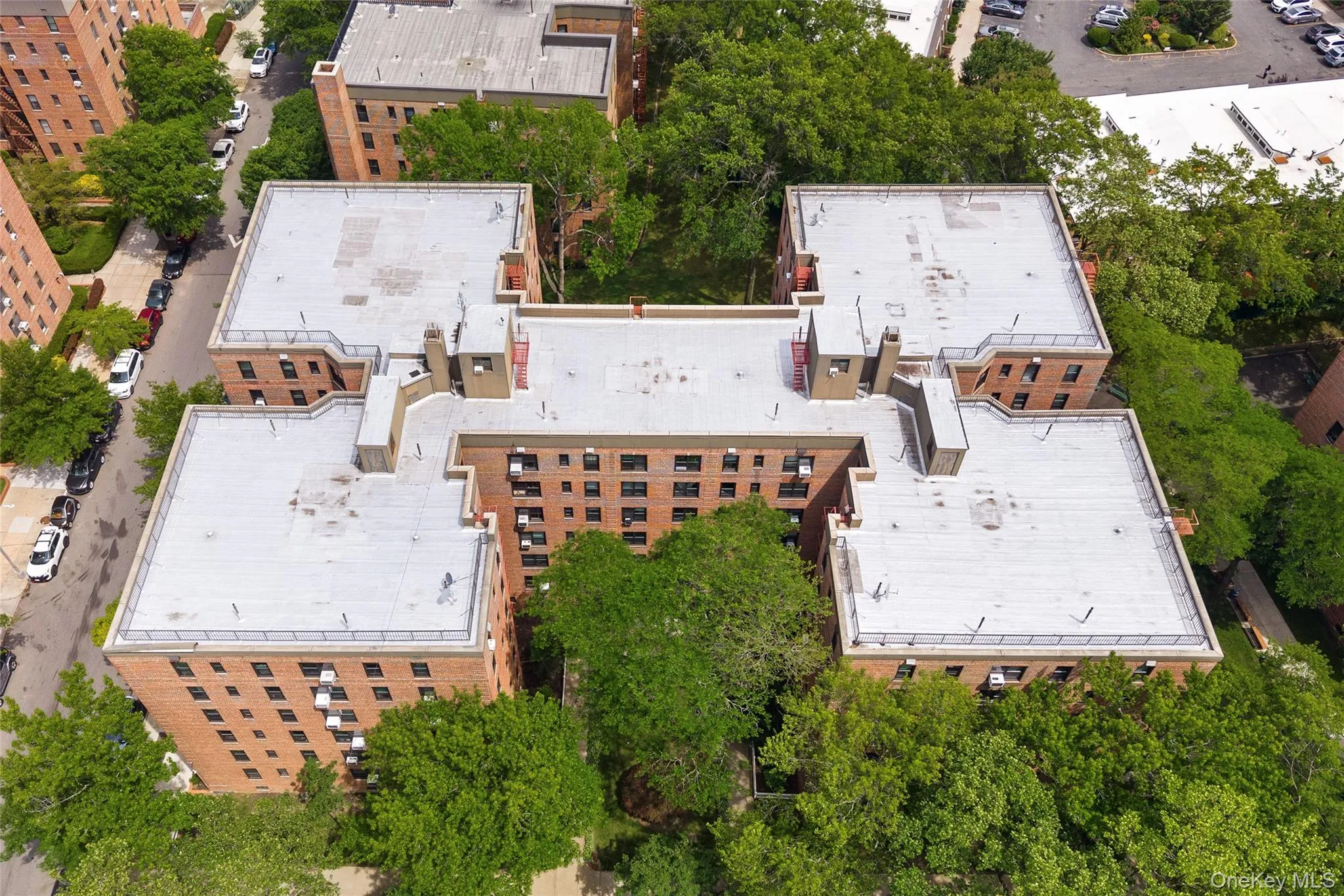 83-20 98 Street, New York, NY, 2 Bedrooms Bedrooms, 4 Rooms Rooms,1 BathroomBathrooms,Residential,For Rent,98,0,1000273 83-20 98 Street, New York, NY, 2 Bedrooms Bedrooms, 4 Rooms Rooms,1 BathroomBathrooms,Residential,For Rent,98,0,1000273