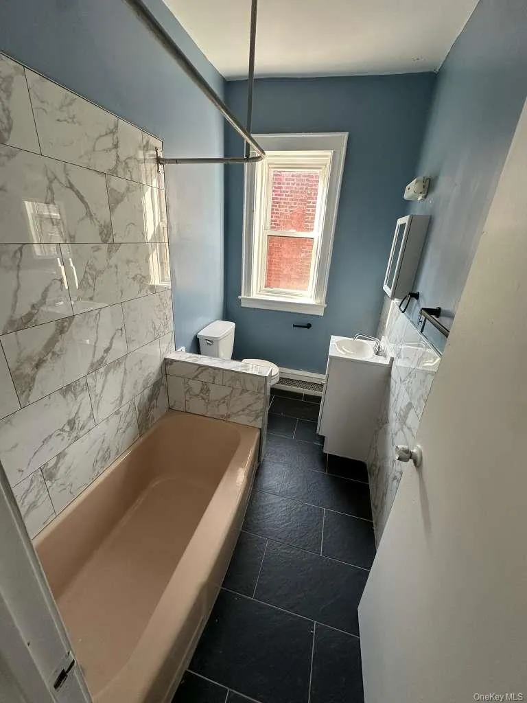 1577 Park Avenue, Bridgeport, CT, 3 Bedrooms Bedrooms, 6 Rooms Rooms,1 BathroomBathrooms,Residential Lease,For Rent,Park,0,1000274 1577 Park Avenue, Bridgeport, CT, 3 Bedrooms Bedrooms, 6 Rooms Rooms,1 BathroomBathrooms,Residential Lease,For Rent,Park,0,1000274