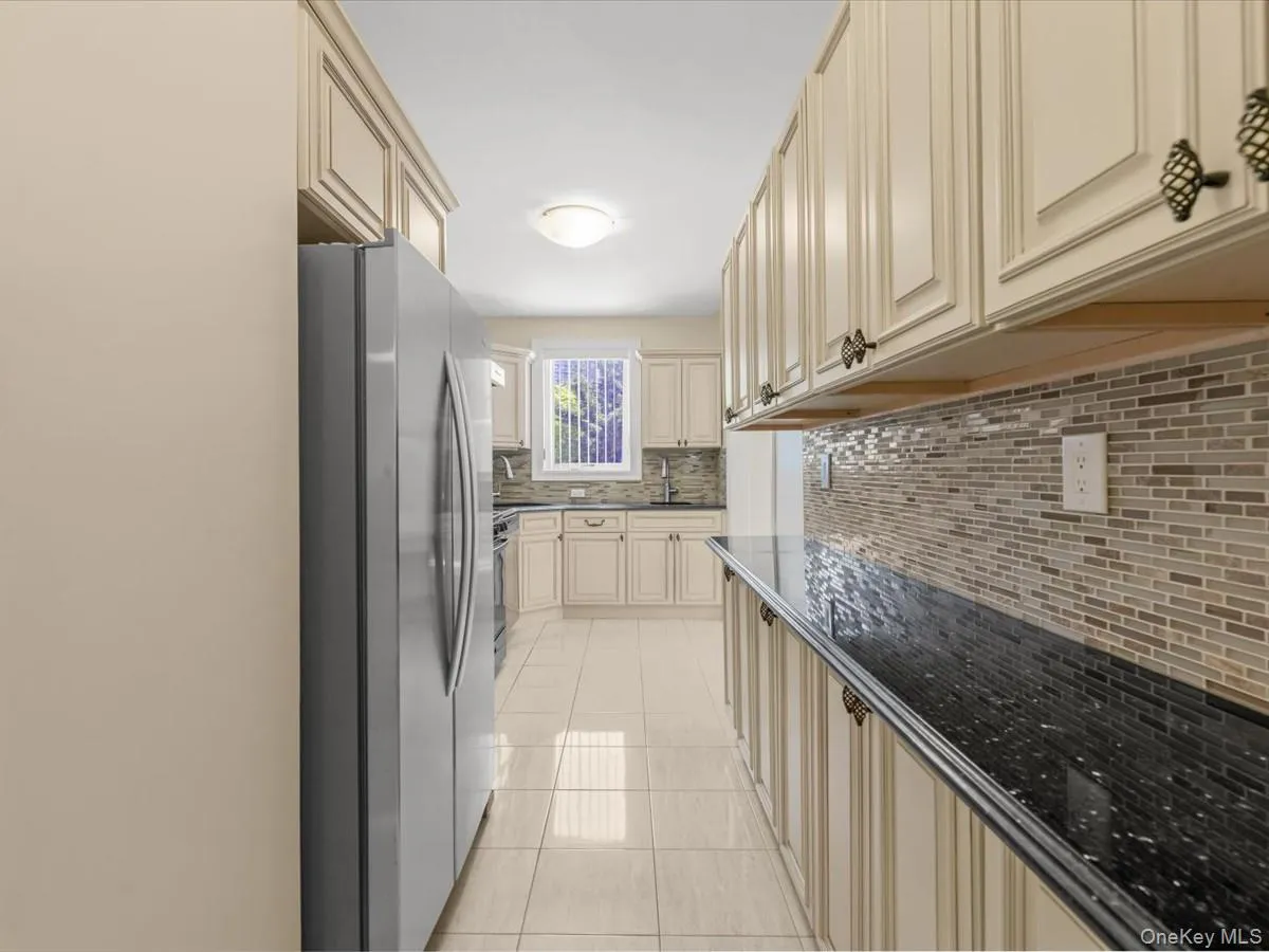 10018 67th Drive, New York, NY, 3 Bedrooms Bedrooms, 10 Rooms Rooms,3 BathroomsBathrooms,Residential,For Rent,67th,0,1000275 10018 67th Drive, New York, NY, 3 Bedrooms Bedrooms, 10 Rooms Rooms,3 BathroomsBathrooms,Residential,For Rent,67th,0,1000275