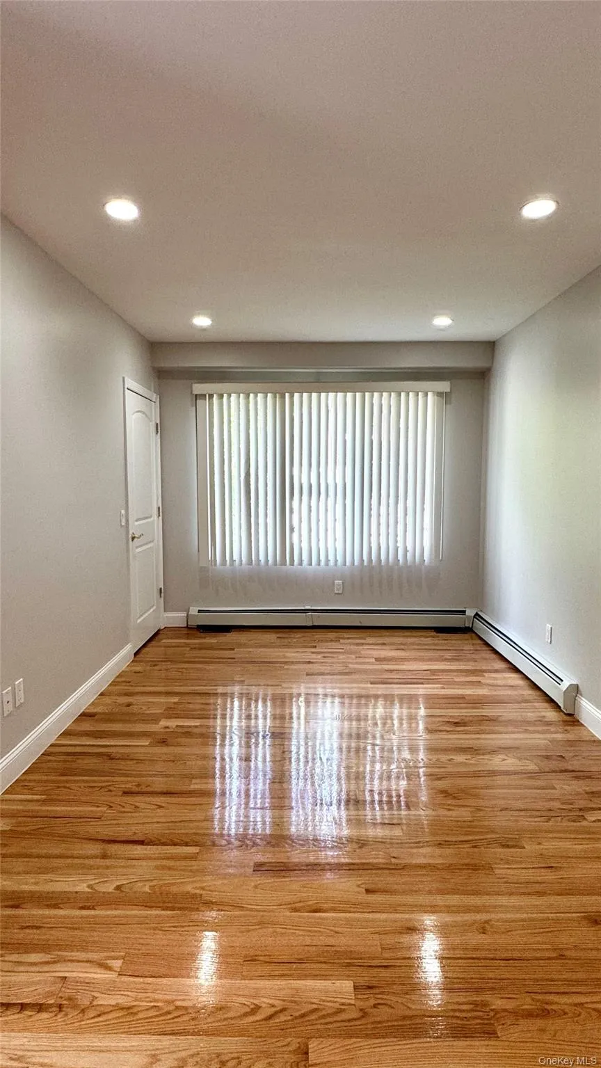 5839 196th Place, New York, NY, 2 Bedrooms Bedrooms, 3 Rooms Rooms,1 BathroomBathrooms,Residential Lease,For Rent,196th,0,1000284 5839 196th Place, New York, NY, 2 Bedrooms Bedrooms, 3 Rooms Rooms,1 BathroomBathrooms,Residential Lease,For Rent,196th,0,1000284