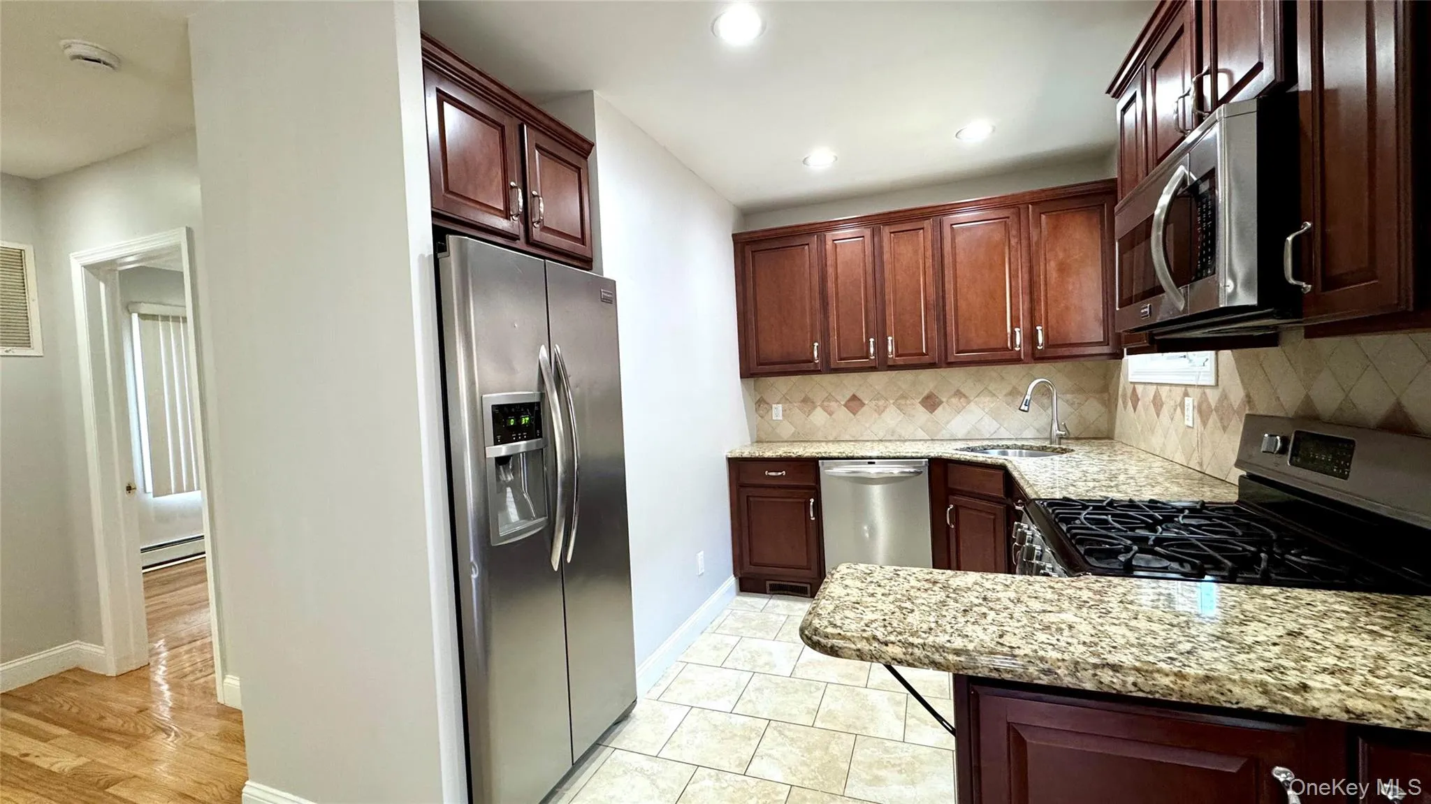 5839 196th Place, New York, NY, 2 Bedrooms Bedrooms, 3 Rooms Rooms,1 BathroomBathrooms,Residential Lease,For Rent,196th,0,1000284 5839 196th Place, New York, NY, 2 Bedrooms Bedrooms, 3 Rooms Rooms,1 BathroomBathrooms,Residential Lease,For Rent,196th,0,1000284
