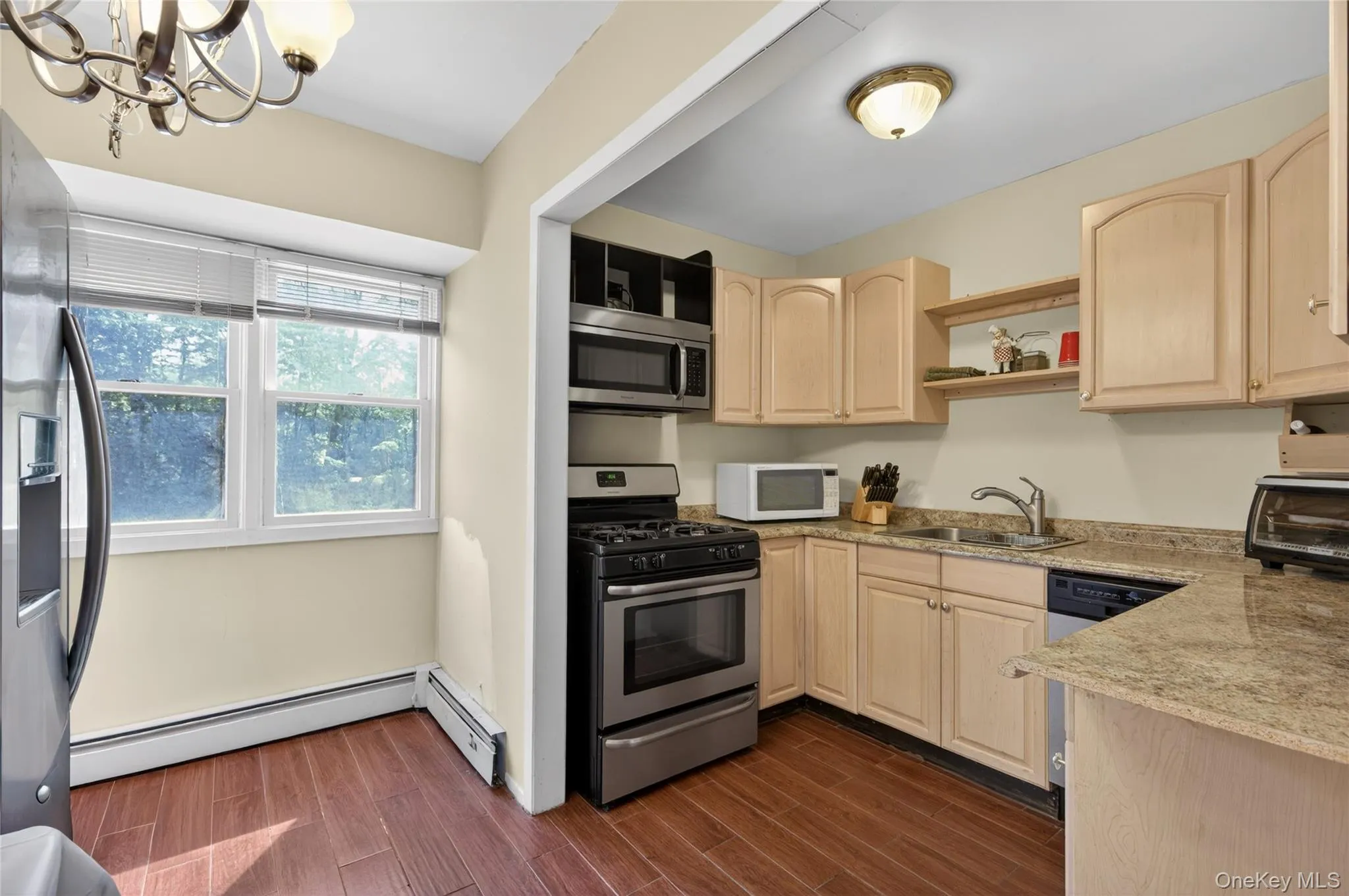 1 Springwood Path, Oyster Bay, NY, 6 Bedrooms Bedrooms, 18 Rooms Rooms,5 BathroomsBathrooms,Residential,For Rent,Springwood,0,1000303 1 Springwood Path, Oyster Bay, NY, 6 Bedrooms Bedrooms, 18 Rooms Rooms,5 BathroomsBathrooms,Residential,For Rent,Springwood,0,1000303
