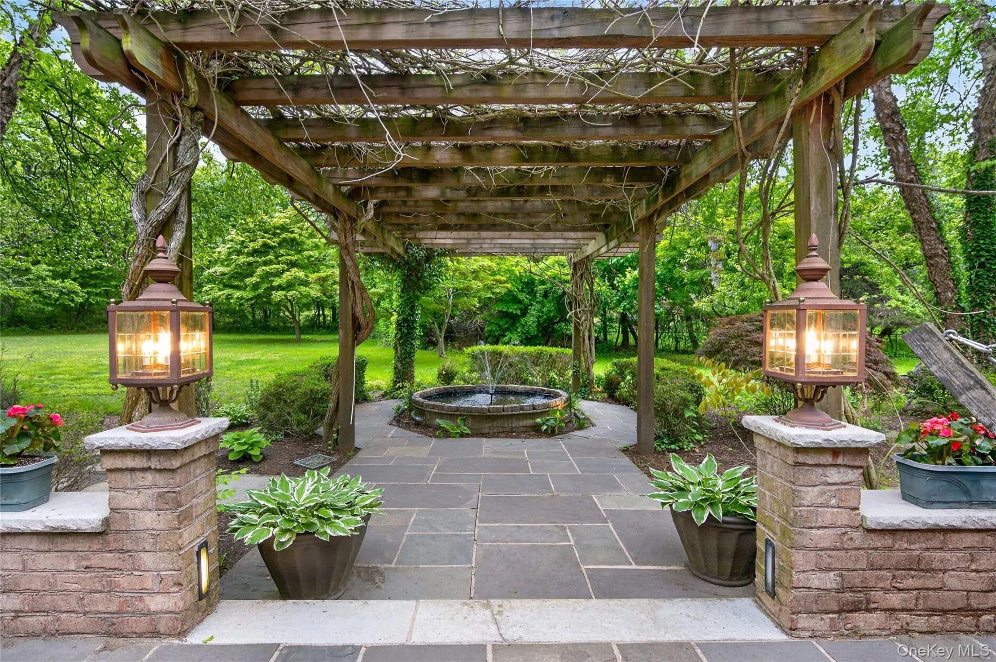 1 Springwood Path, Oyster Bay, NY, 6 Bedrooms Bedrooms, 18 Rooms Rooms,5 BathroomsBathrooms,Residential,For Rent,Springwood,0,1000303 1 Springwood Path, Oyster Bay, NY, 6 Bedrooms Bedrooms, 18 Rooms Rooms,5 BathroomsBathrooms,Residential,For Rent,Springwood,0,1000303