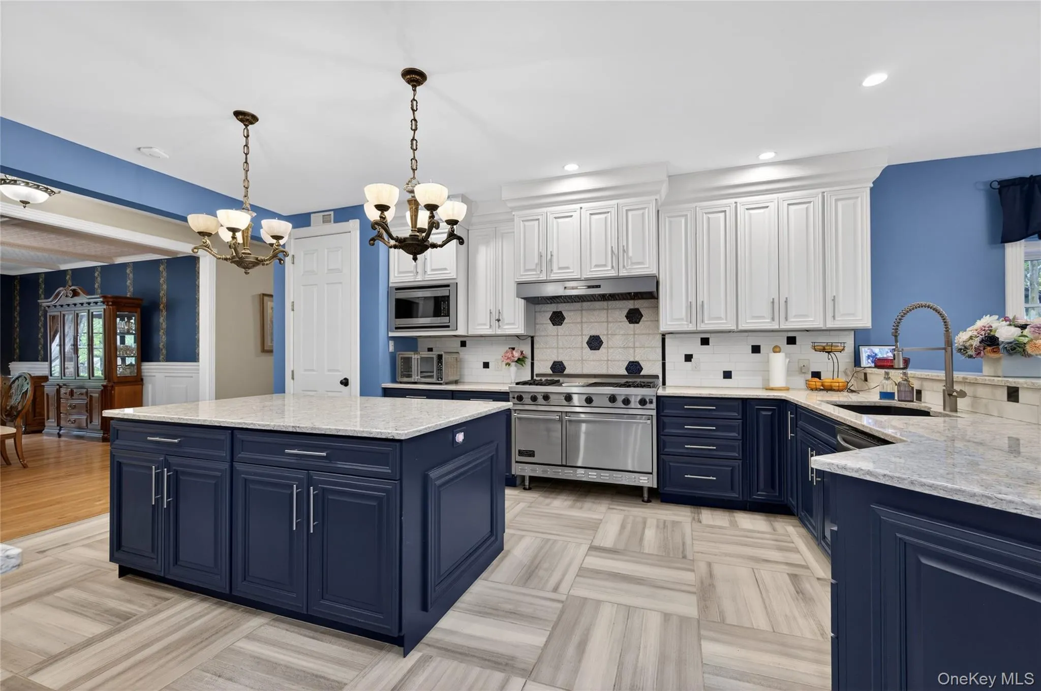1 Springwood Path, Oyster Bay, NY, 6 Bedrooms Bedrooms, 18 Rooms Rooms,5 BathroomsBathrooms,Residential,For Rent,Springwood,0,1000303 1 Springwood Path, Oyster Bay, NY, 6 Bedrooms Bedrooms, 18 Rooms Rooms,5 BathroomsBathrooms,Residential,For Rent,Springwood,0,1000303