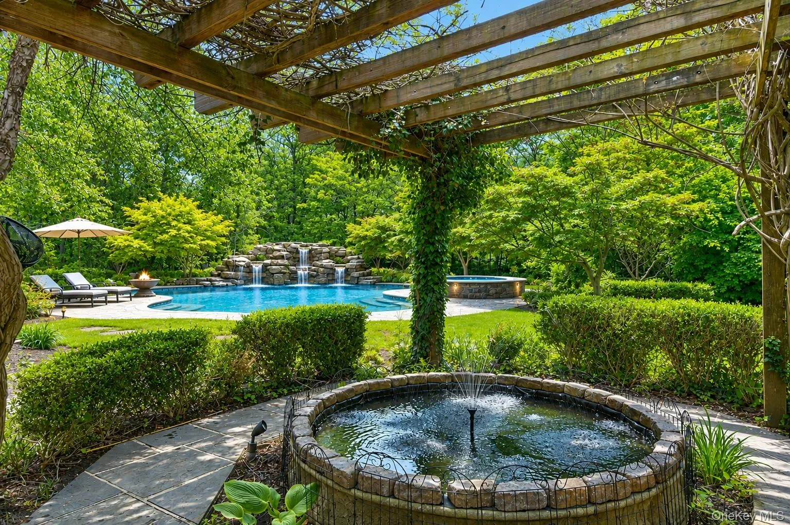 1 Springwood Path, Oyster Bay, NY, 6 Bedrooms Bedrooms, 18 Rooms Rooms,5 BathroomsBathrooms,Residential,For Rent,Springwood,0,1000303 1 Springwood Path, Oyster Bay, NY, 6 Bedrooms Bedrooms, 18 Rooms Rooms,5 BathroomsBathrooms,Residential,For Rent,Springwood,0,1000303