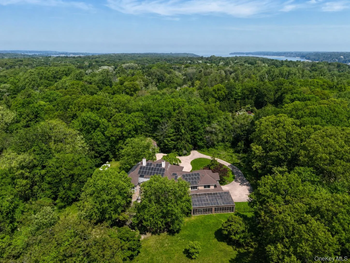 1 Springwood Path, Oyster Bay, NY, 6 Bedrooms Bedrooms, 18 Rooms Rooms,5 BathroomsBathrooms,Residential,For Rent,Springwood,0,1000303 1 Springwood Path, Oyster Bay, NY, 6 Bedrooms Bedrooms, 18 Rooms Rooms,5 BathroomsBathrooms,Residential,For Rent,Springwood,0,1000303