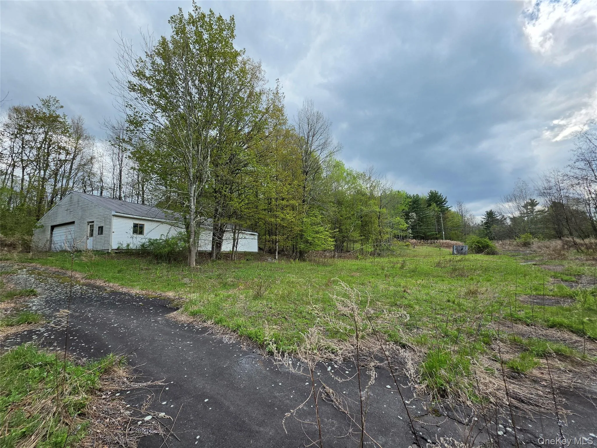 832 State Route 17B, Thompson, NY, 3 Bedrooms Bedrooms, 6 Rooms Rooms,2 BathroomsBathrooms,Residential Sale,For Rent,State Route 17B,0,1000304 832 State Route 17B, Thompson, NY, 3 Bedrooms Bedrooms, 6 Rooms Rooms,2 BathroomsBathrooms,Residential Sale,For Rent,State Route 17B,0,1000304