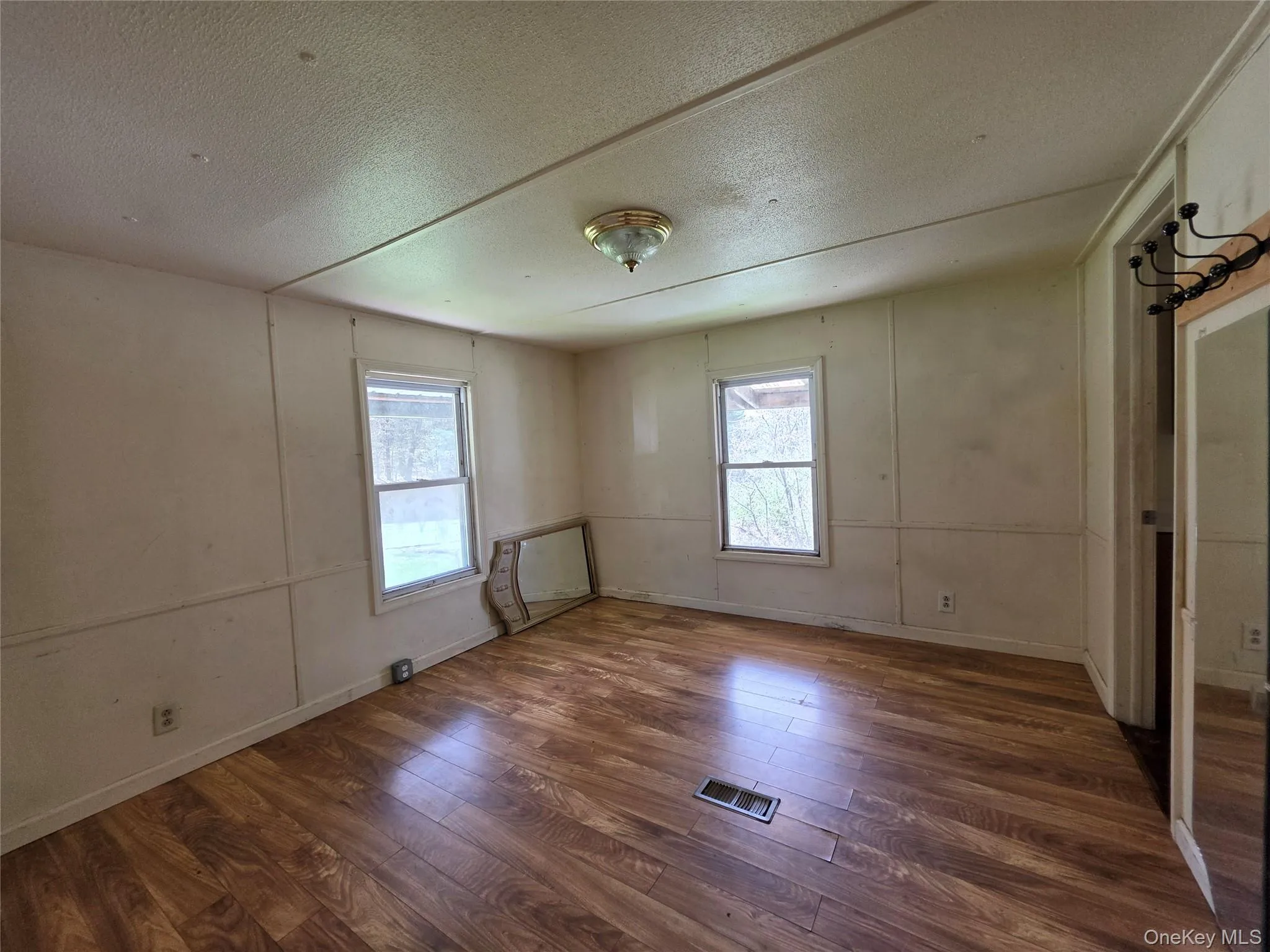 832 State Route 17B, Thompson, NY, 3 Bedrooms Bedrooms, 6 Rooms Rooms,2 BathroomsBathrooms,Residential Sale,For Rent,State Route 17B,0,1000304 832 State Route 17B, Thompson, NY, 3 Bedrooms Bedrooms, 6 Rooms Rooms,2 BathroomsBathrooms,Residential Sale,For Rent,State Route 17B,0,1000304