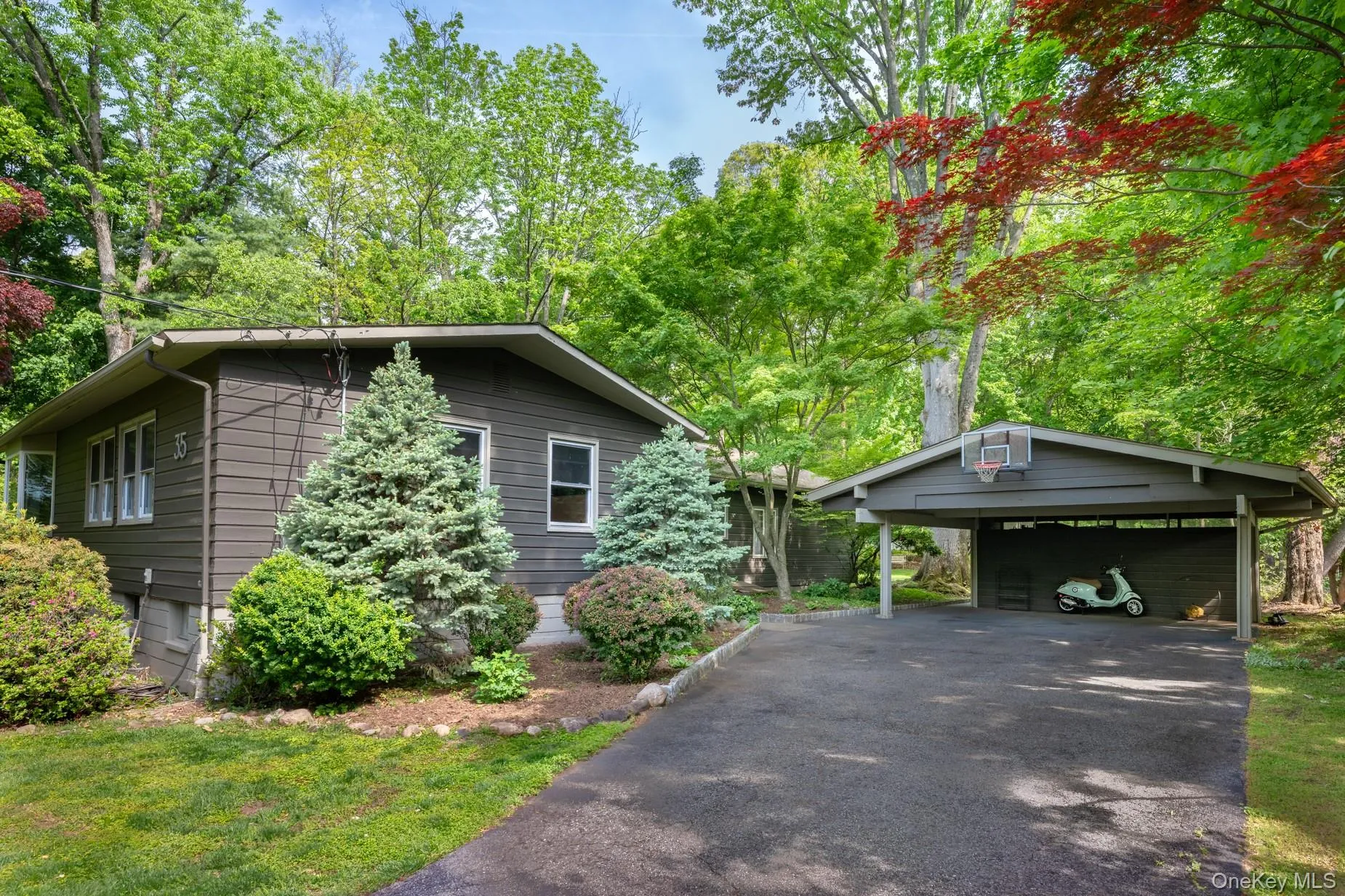 35 Hickory Hill Road, Orangetown, NY, 3 Bedrooms Bedrooms, 11 Rooms Rooms,3 BathroomsBathrooms,Residential,For Rent,Hickory Hill,0,1000306 35 Hickory Hill Road, Orangetown, NY, 3 Bedrooms Bedrooms, 11 Rooms Rooms,3 BathroomsBathrooms,Residential,For Rent,Hickory Hill,0,1000306
