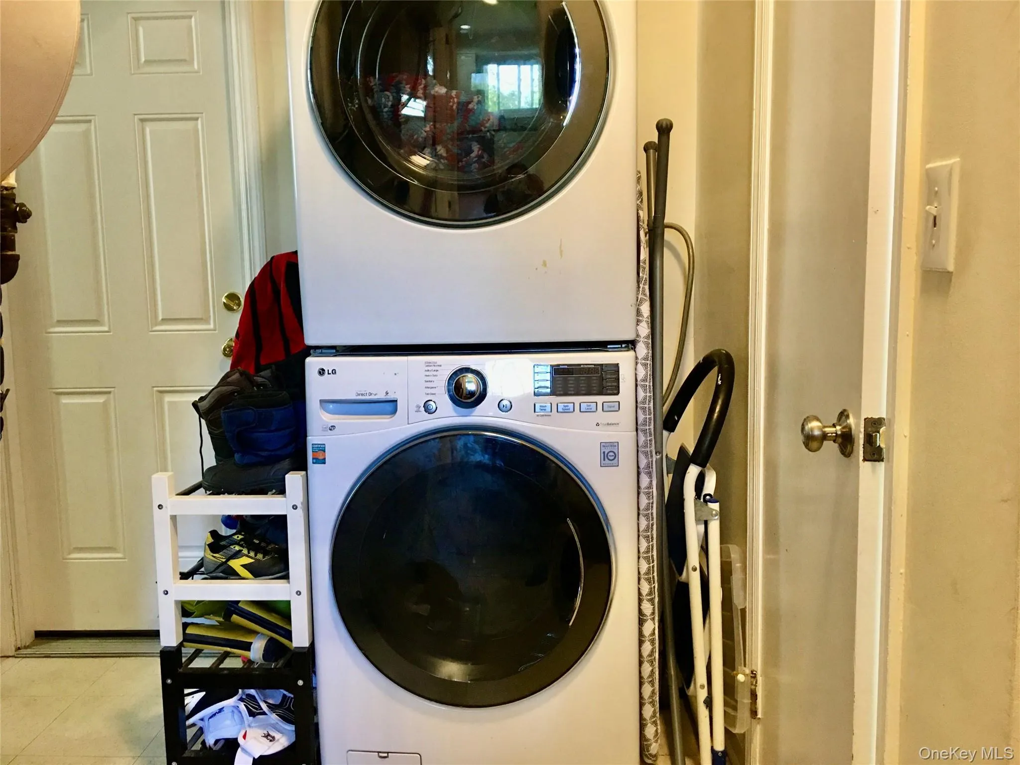 98 Glen Oaks Drive, Rye City, NY, 4 Bedrooms Bedrooms, 8 Rooms Rooms,2 BathroomsBathrooms,Residential Lease,For Rent,Glen Oaks,0,1000308 98 Glen Oaks Drive, Rye City, NY, 4 Bedrooms Bedrooms, 8 Rooms Rooms,2 BathroomsBathrooms,Residential Lease,For Rent,Glen Oaks,0,1000308