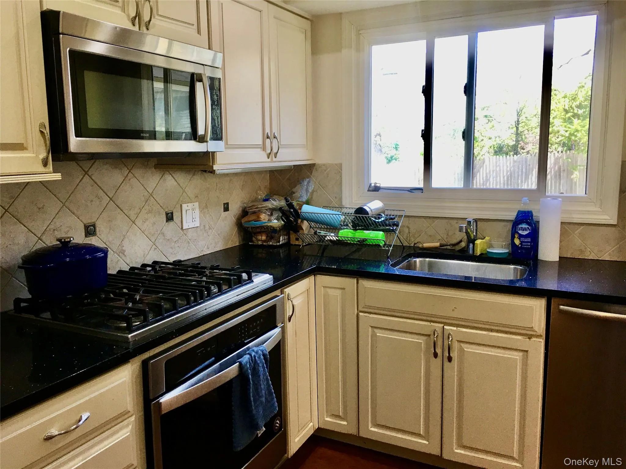 98 Glen Oaks Drive, Rye City, NY, 4 Bedrooms Bedrooms, 8 Rooms Rooms,2 BathroomsBathrooms,Residential Lease,For Rent,Glen Oaks,0,1000308 98 Glen Oaks Drive, Rye City, NY, 4 Bedrooms Bedrooms, 8 Rooms Rooms,2 BathroomsBathrooms,Residential Lease,For Rent,Glen Oaks,0,1000308