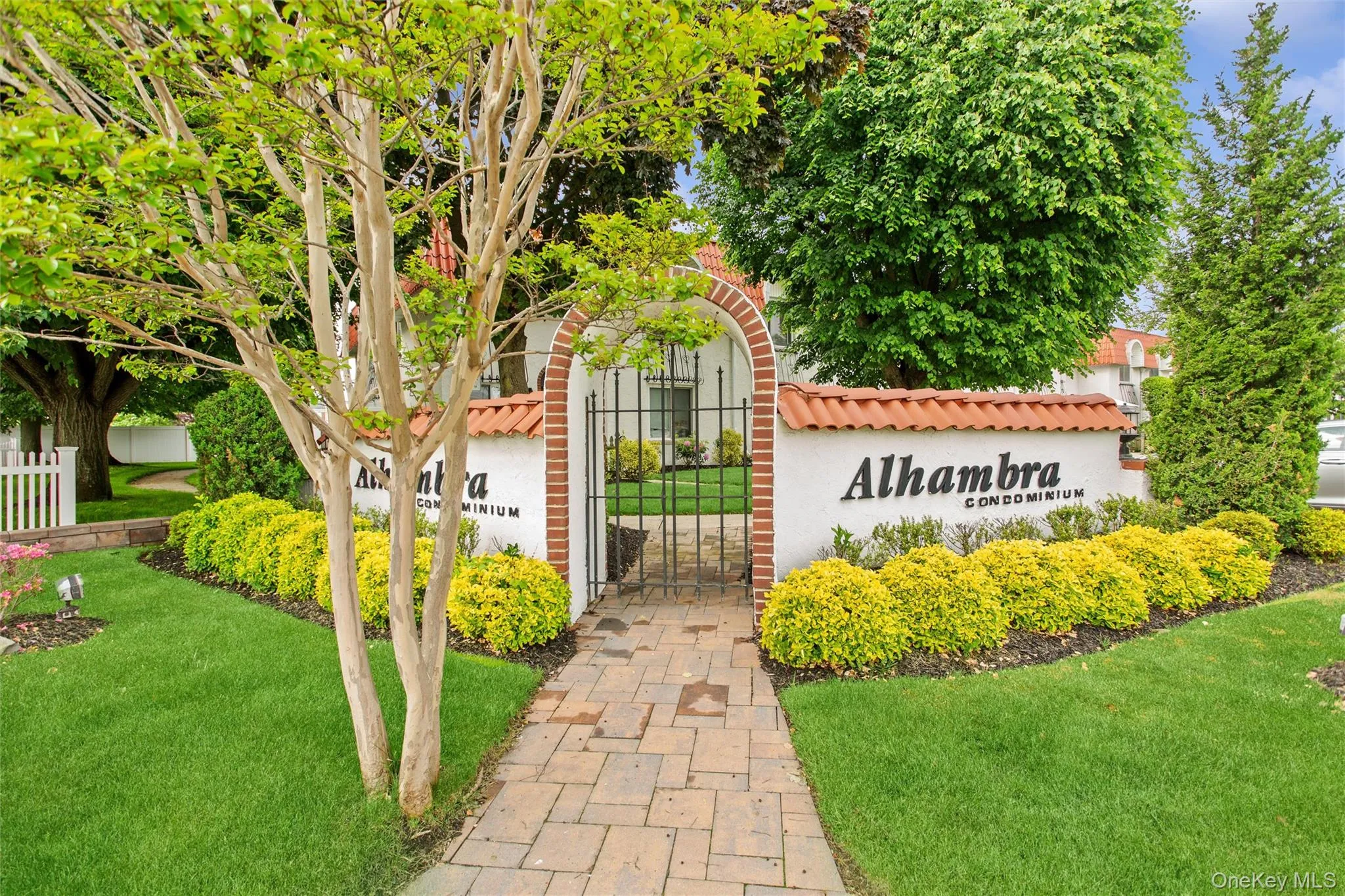 17 Alhambra Drive, Hempstead, NY, 2 Bedrooms Bedrooms, 5 Rooms Rooms,1 BathroomBathrooms,Residential,For Rent,Alhambra,0,1000311 17 Alhambra Drive, Hempstead, NY, 2 Bedrooms Bedrooms, 5 Rooms Rooms,1 BathroomBathrooms,Residential,For Rent,Alhambra,0,1000311