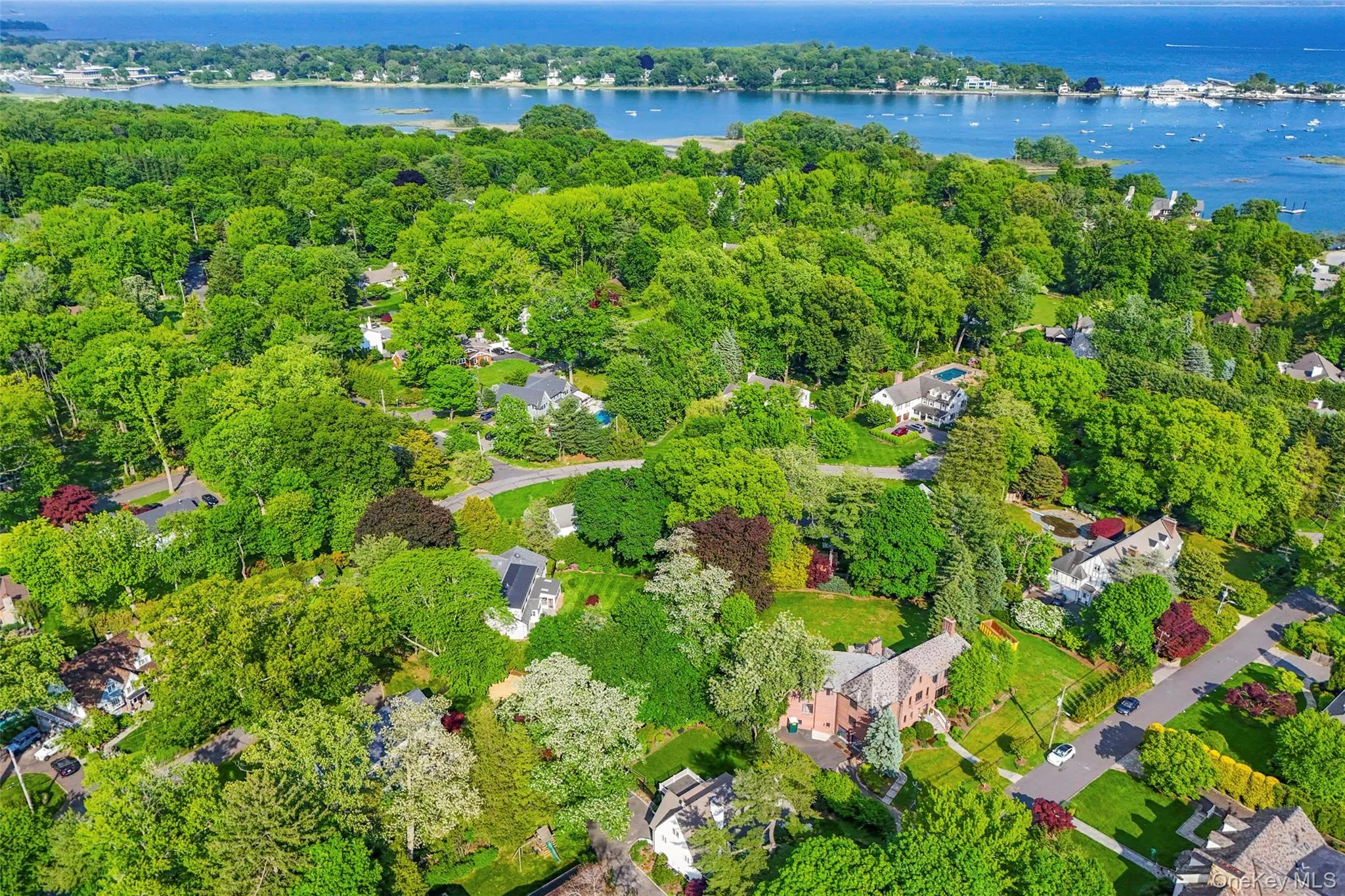 Greenhaven Beach is just two blocks away Greenhaven Beach is just two blocks away