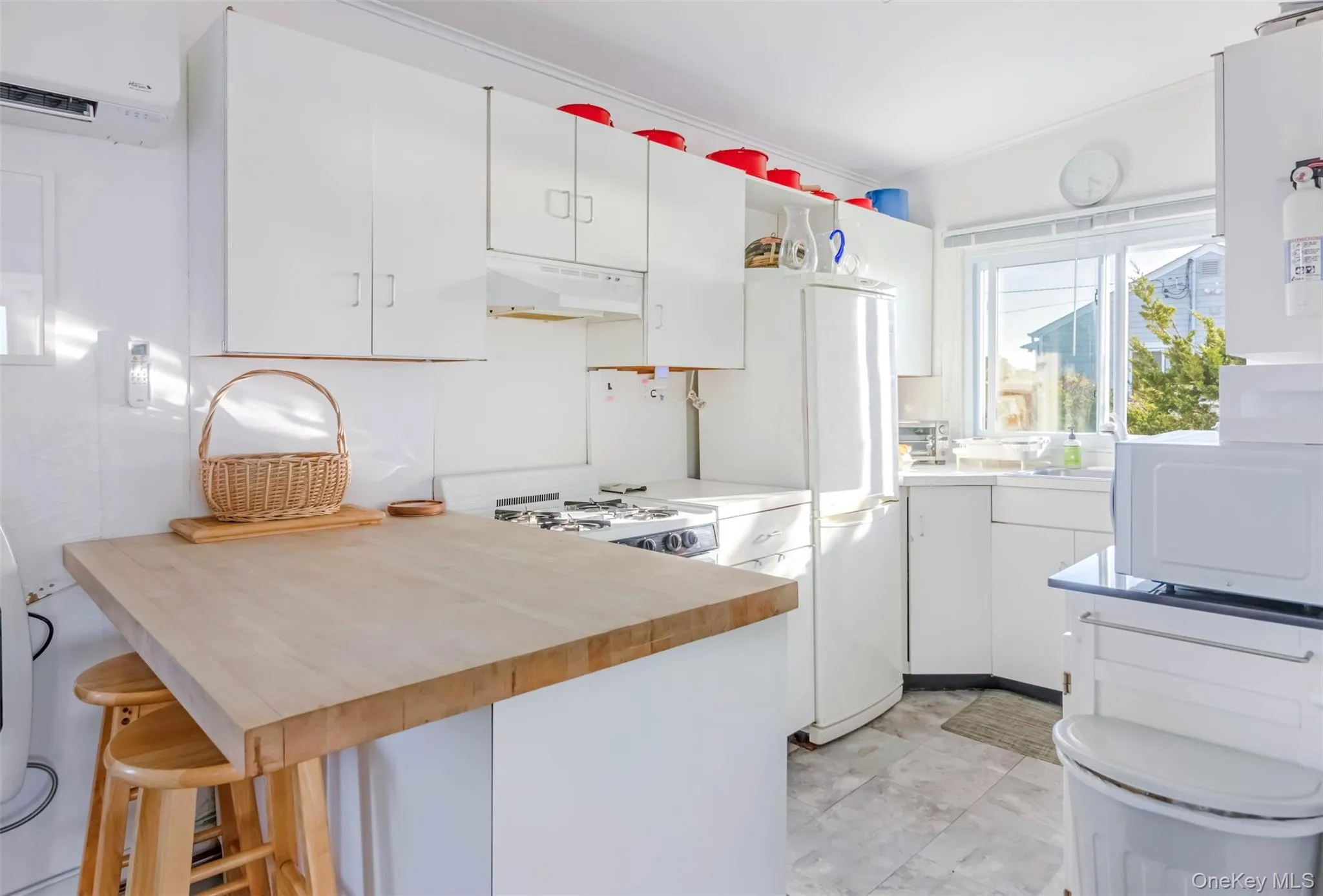 825 Sea Drive, Southold, NY, 2 Bedrooms Bedrooms, 5 Rooms Rooms,1 BathroomBathrooms,Residential,For Rent,Sea,0,1000319 825 Sea Drive, Southold, NY, 2 Bedrooms Bedrooms, 5 Rooms Rooms,1 BathroomBathrooms,Residential,For Rent,Sea,0,1000319