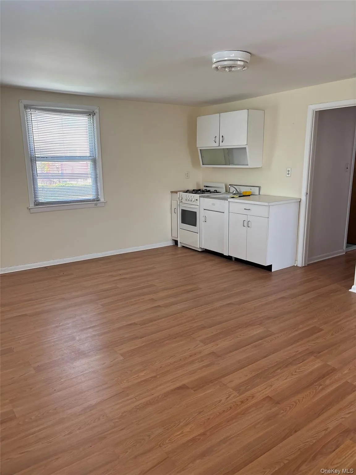 71 Catskill, Yonkers, NY, 4 Bedrooms Bedrooms, 10 Rooms Rooms,3 BathroomsBathrooms,Residential,For Rent,Catskill,0,1000326 71 Catskill, Yonkers, NY, 4 Bedrooms Bedrooms, 10 Rooms Rooms,3 BathroomsBathrooms,Residential,For Rent,Catskill,0,1000326