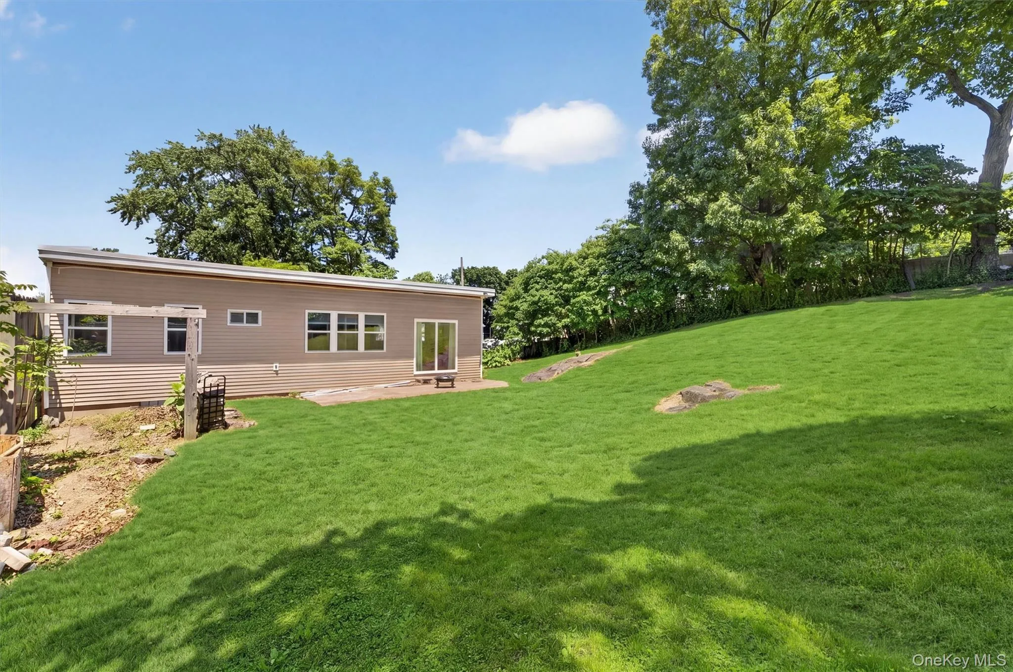 197 Seward Street, Cortlandt, NY, 2 Bedrooms Bedrooms, 6 Rooms Rooms,1 BathroomBathrooms,Residential,For Rent,Seward,0,1000327 197 Seward Street, Cortlandt, NY, 2 Bedrooms Bedrooms, 6 Rooms Rooms,1 BathroomBathrooms,Residential,For Rent,Seward,0,1000327